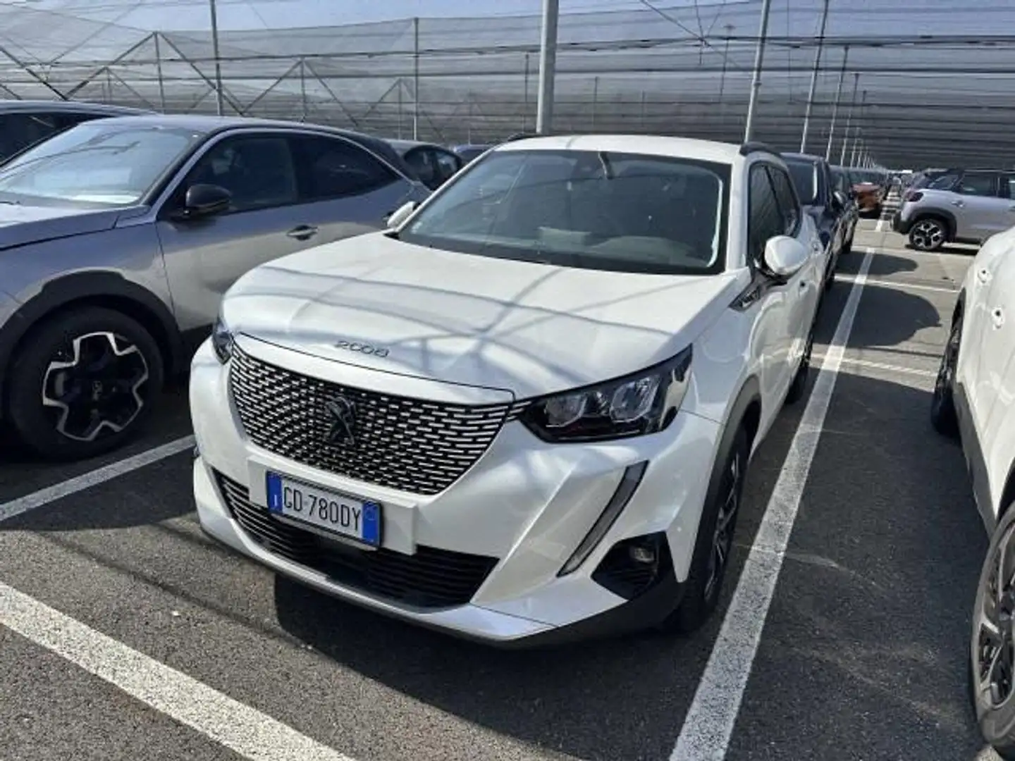 Peugeot e-2008 100kW  Allure Pack Biały - 1