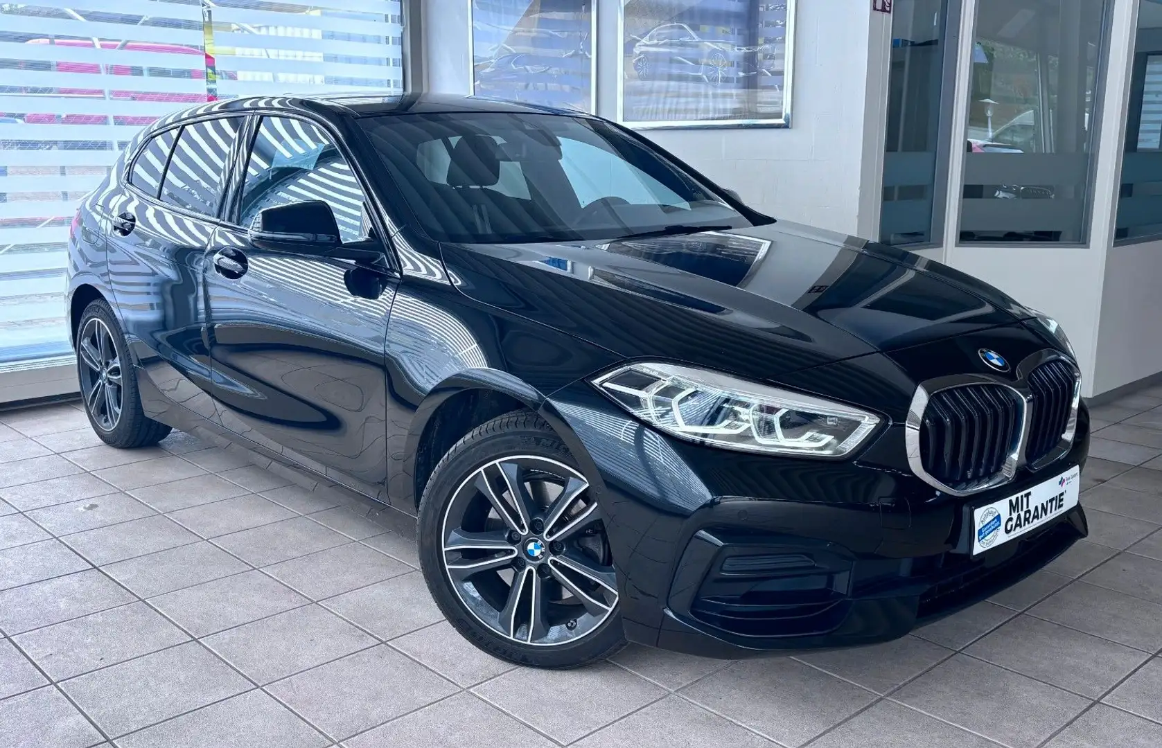 BMW 118 i Aut.Sport Line Komfortzug. Premium KAMERA Nero - 2