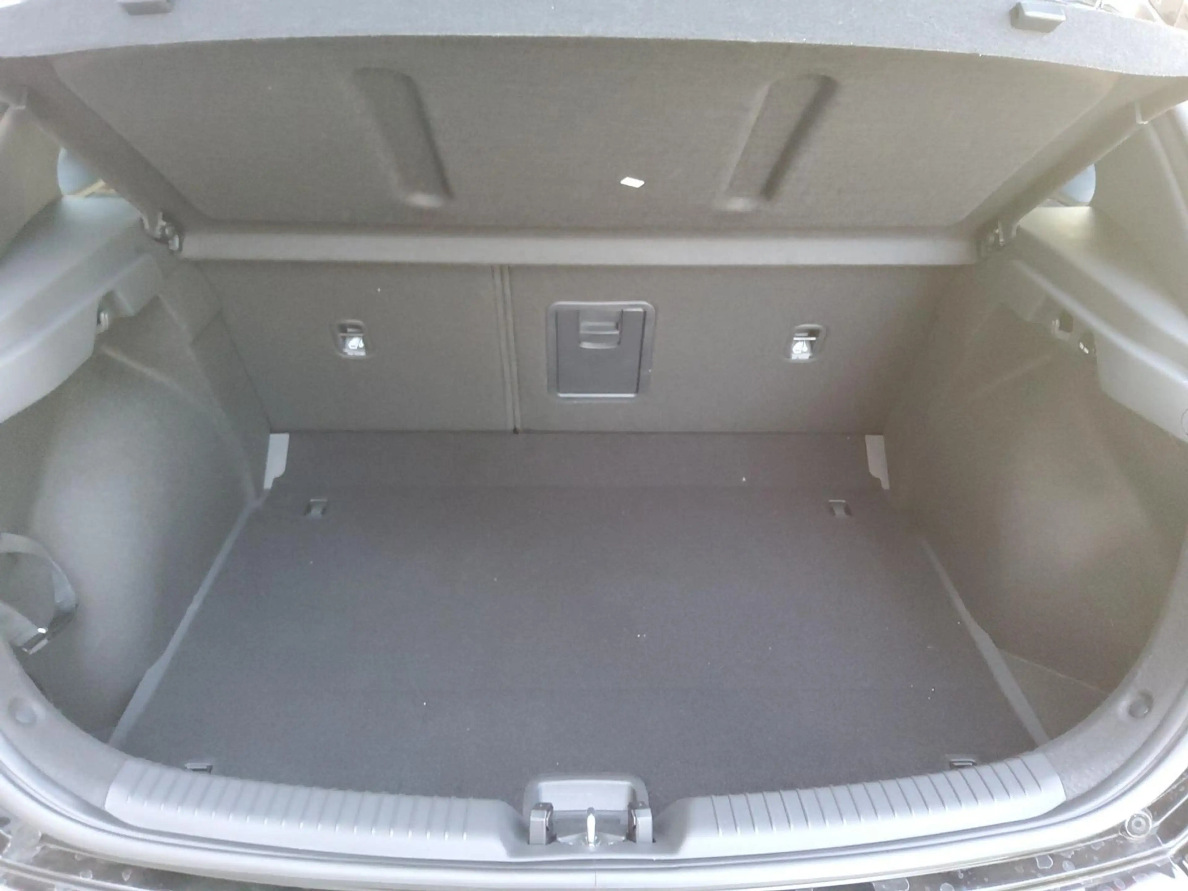 Hyundai i30 1.6 TGDi 7DCT N LINE NAVI/LED/SHZ/KAMERA — photo 14