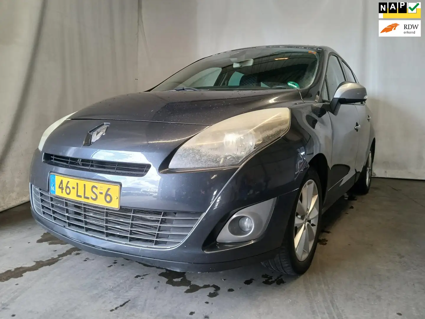 Renault Grand Scenic 1.4 TCe Celsium - Airco - Navi - Schade Šedá - 1