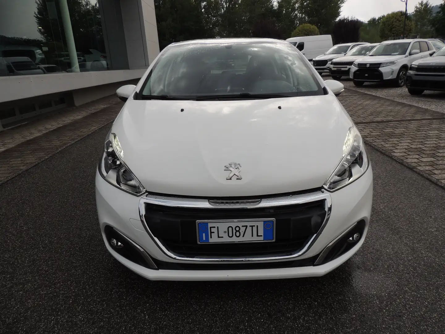 Peugeot 208 5p 1.6 bluehdi Active 75cv CONTOVENDITA Bianco - 2
