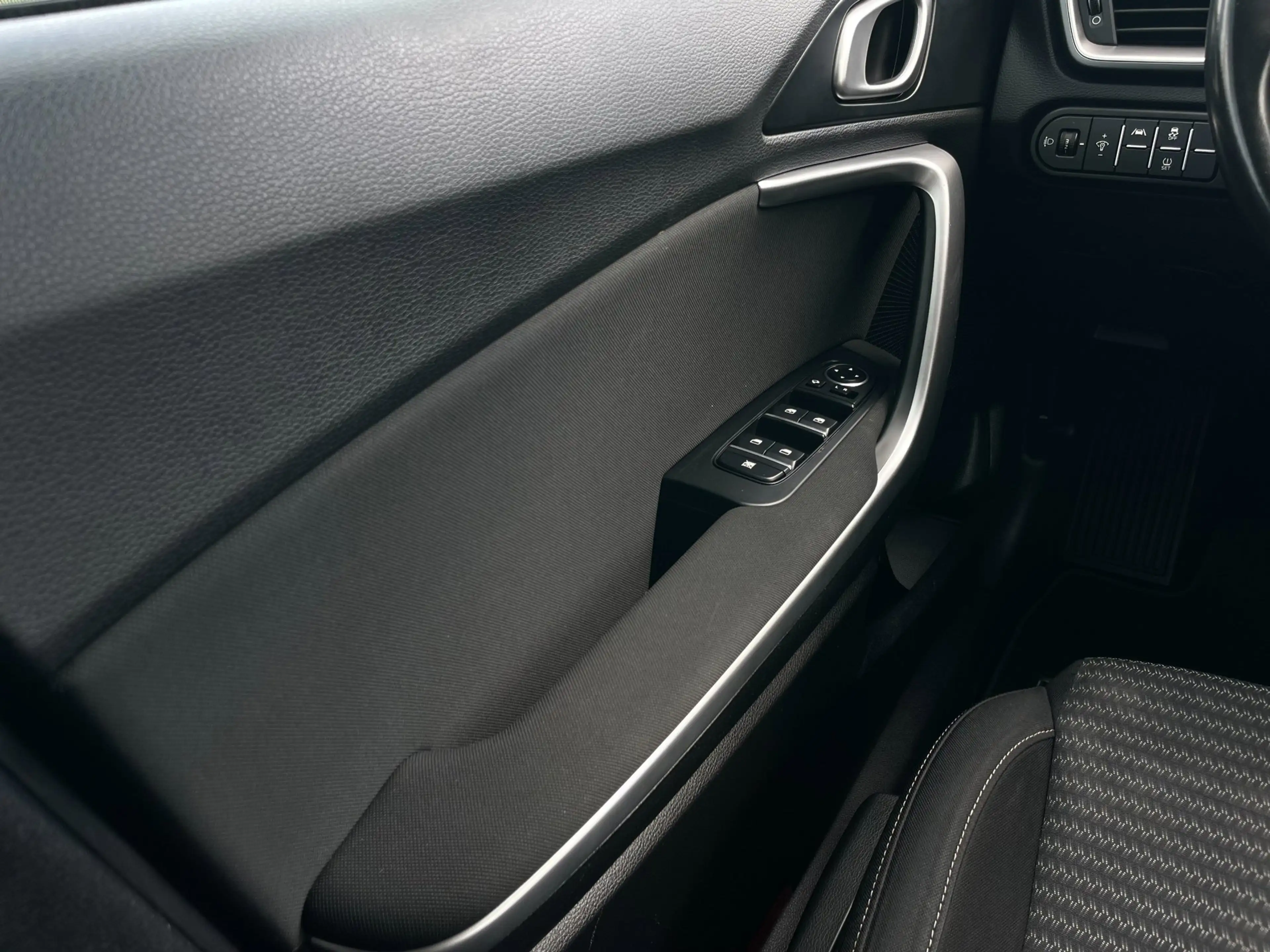 Kia Ceed SW / cee'd SW Sportswagon 1.0 T-GDi DynamicLine | Camera | PDC | — photo 14