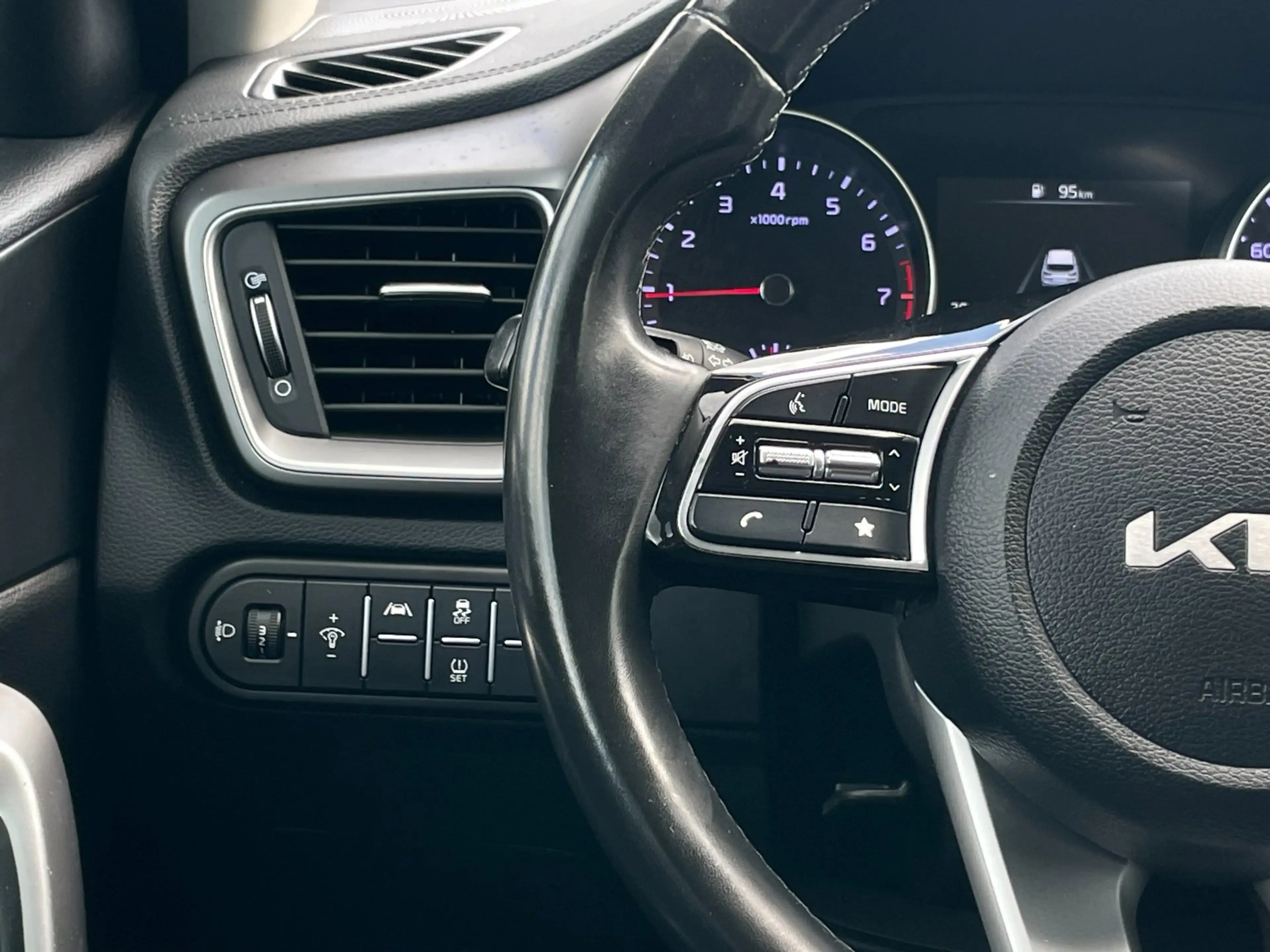Kia Ceed SW / cee'd SW Sportswagon 1.0 T-GDi DynamicLine | Camera | PDC | — photo 17