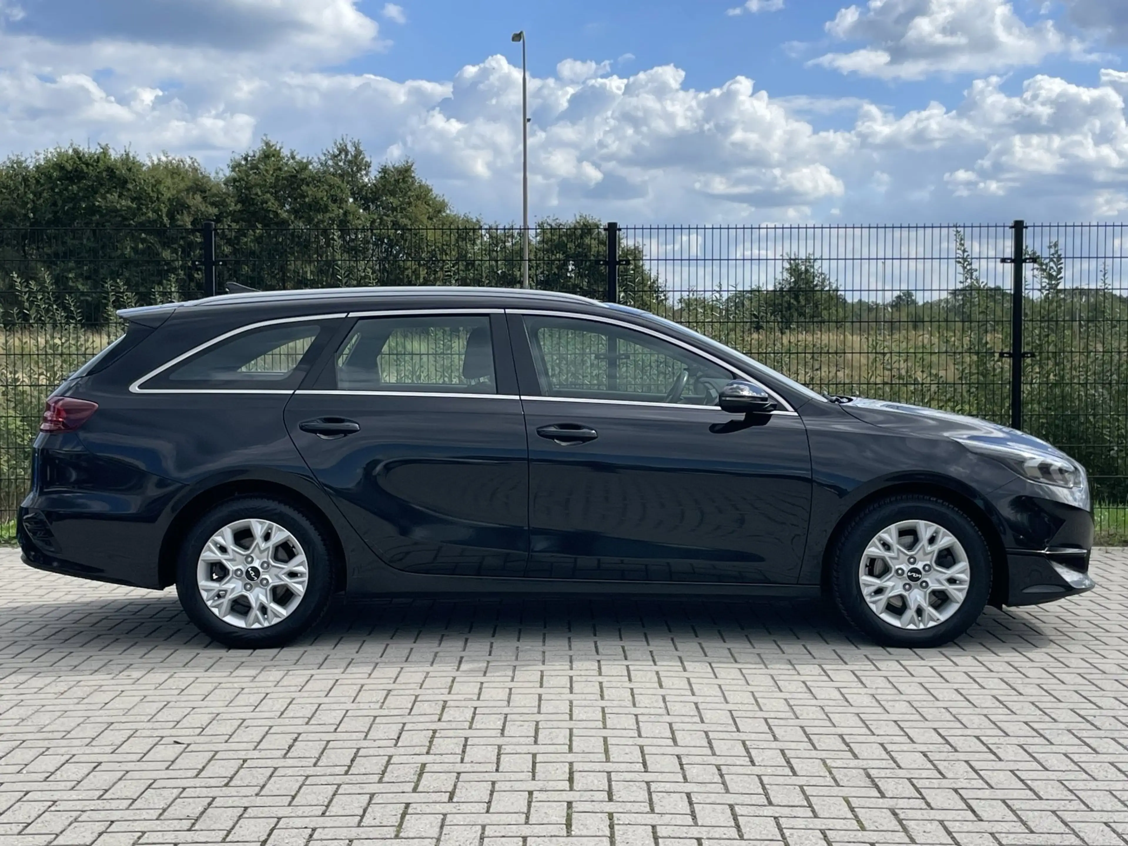 Kia Ceed SW / cee'd SW Sportswagon 1.0 T-GDi DynamicLine | Camera | PDC | — photo 6