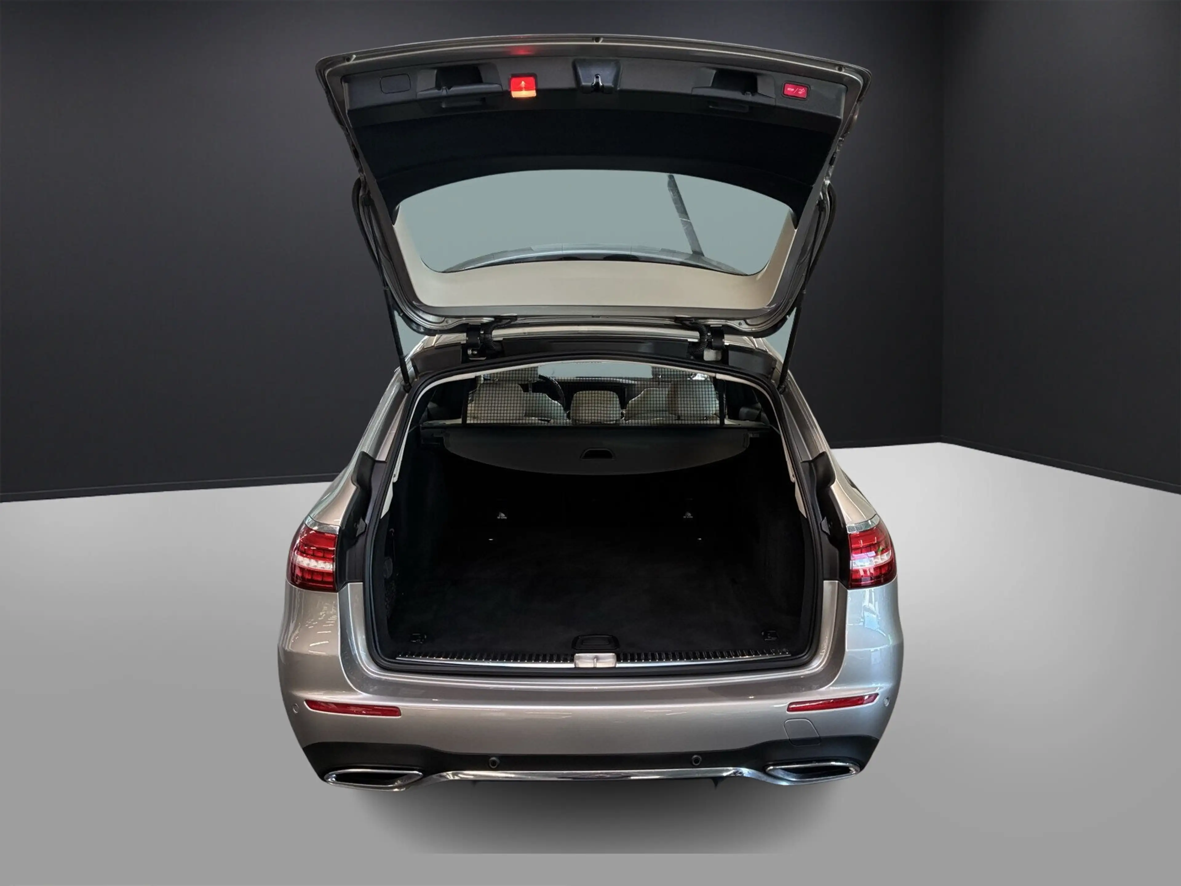 Mercedes-Benz E 400 E 400 d T AMG-LINE PANO SITZKLIMA MASSAGE BURMESTER — photo 15
