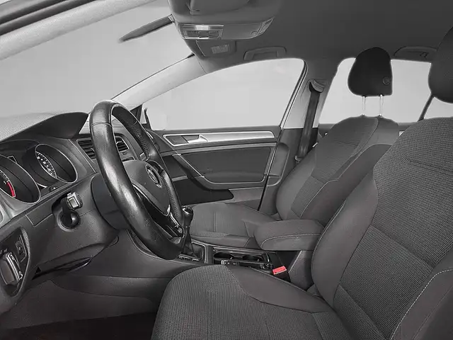 Volkswagen Golf view 7