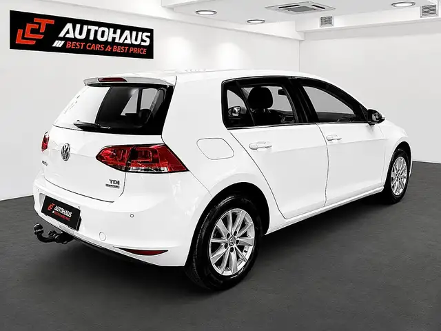 Volkswagen Golf view 6