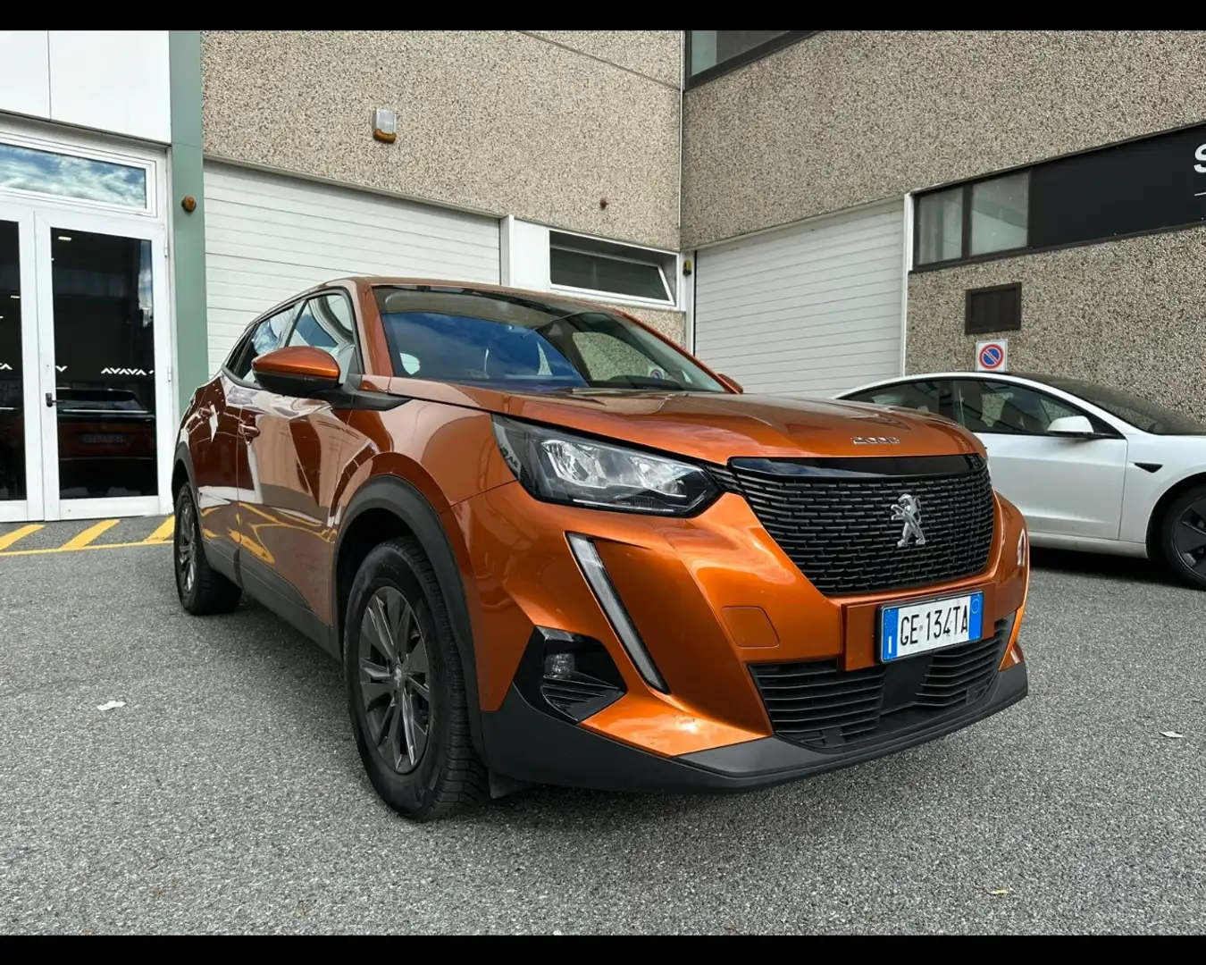 Peugeot 2008 1.5 BLUEHDI ACTIVE PACK S&S 110CV Arancione - 1