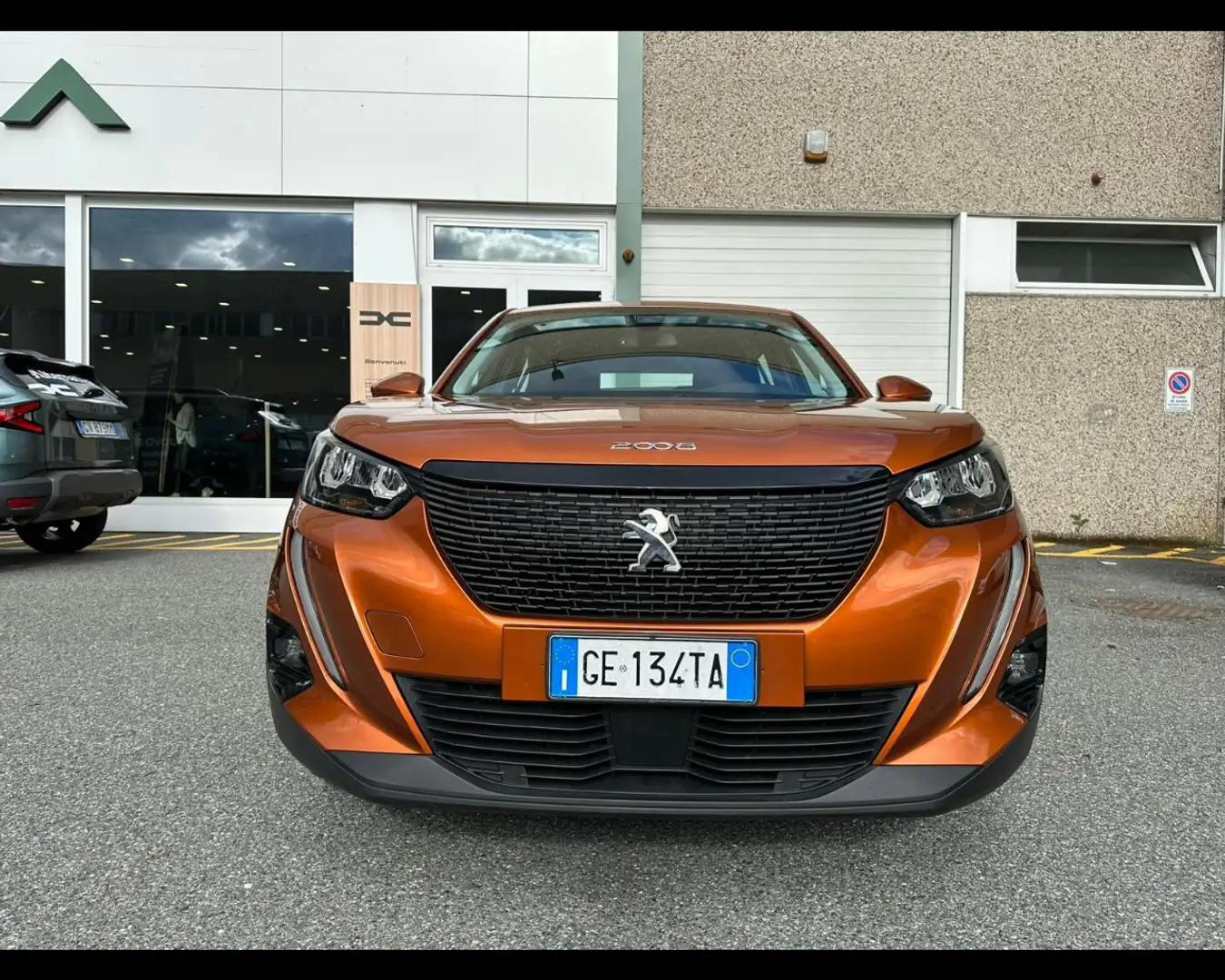 Peugeot 2008 1.5 BLUEHDI ACTIVE PACK S&S 110CV Arancione - 2