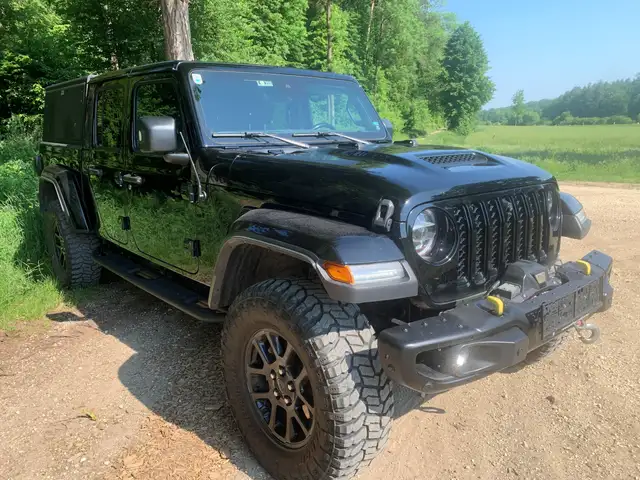 Jeep Gladiator 3,0 V6 AT8 4WD Overland Ansicht 3