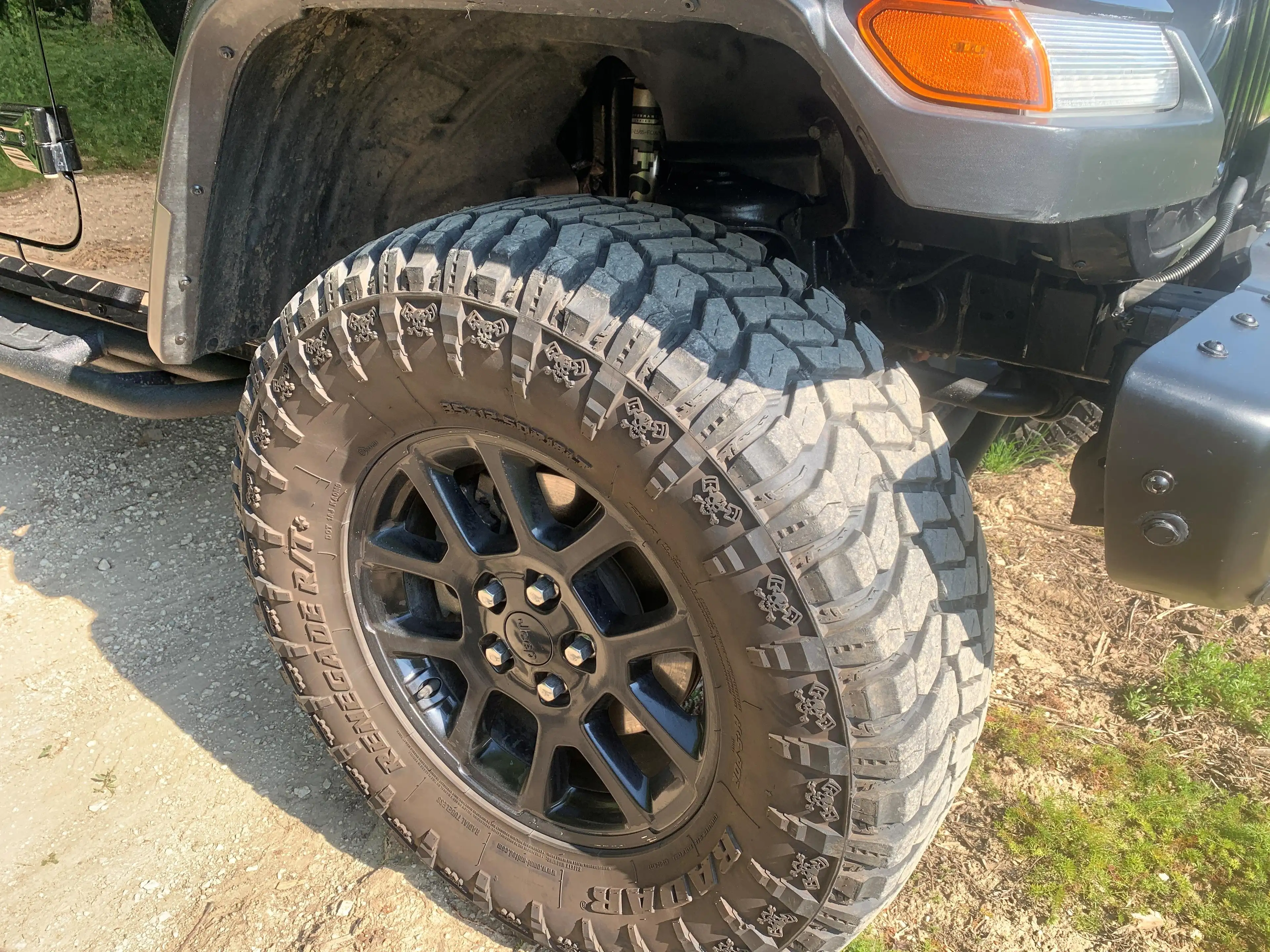 Jeep Gladiator 3,0 V6 AT8 4WD Overland — photo 7