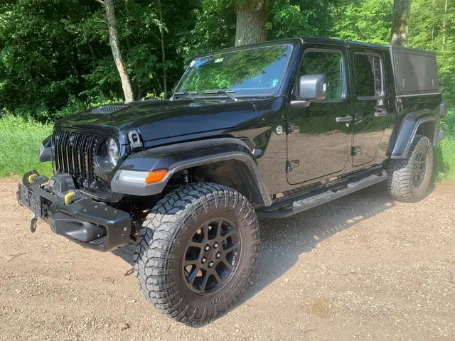 Jeep Gladiator 3,0 V6 AT8 4WD Overland Ansicht 1