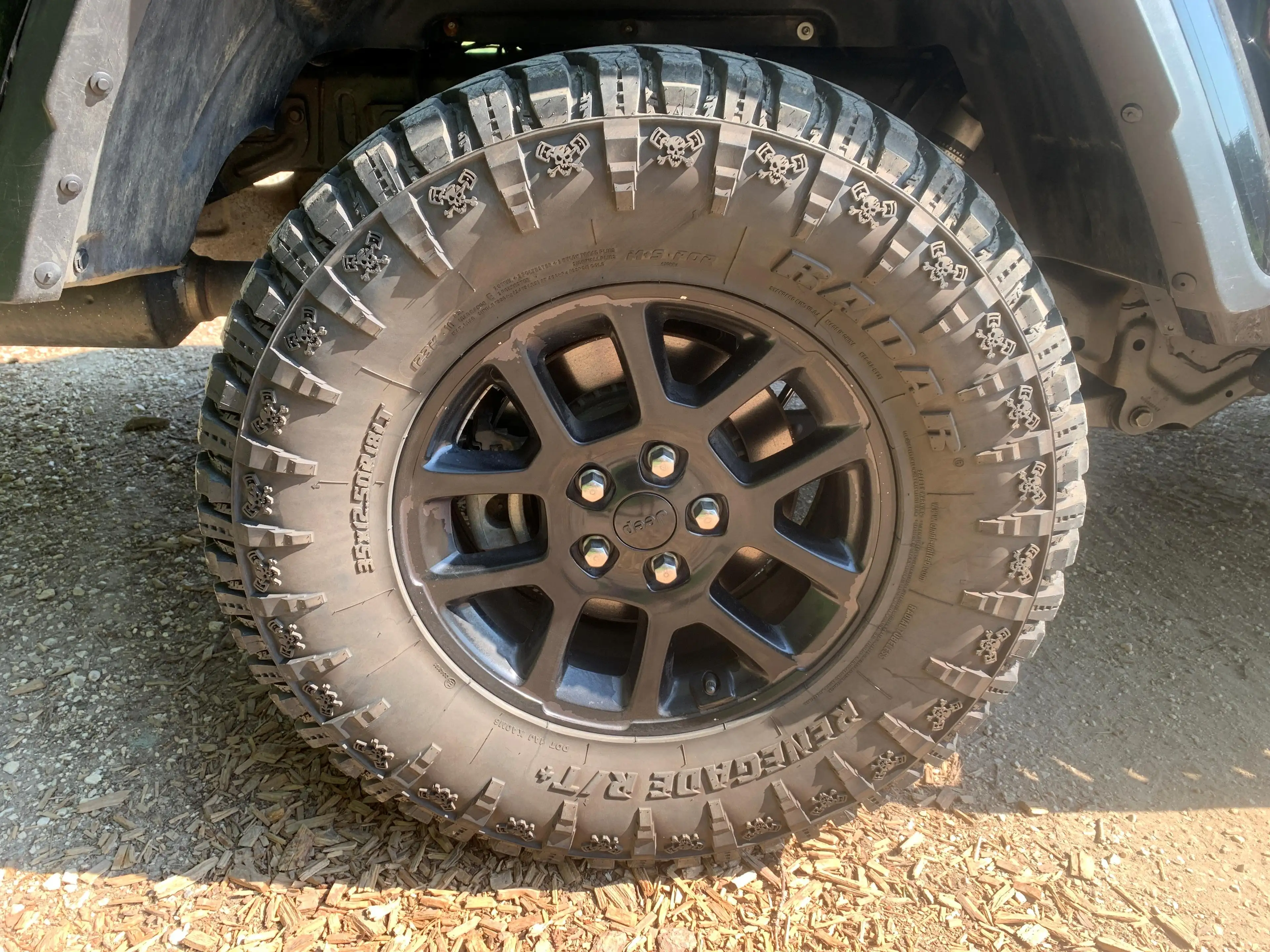 Jeep Gladiator 3,0 V6 AT8 4WD Overland — photo 6