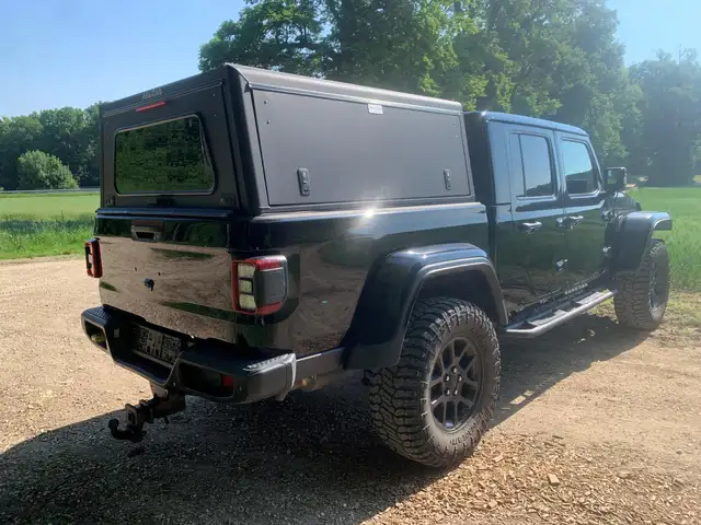 Jeep Gladiator 3,0 V6 AT8 4WD Overland Ansicht 5