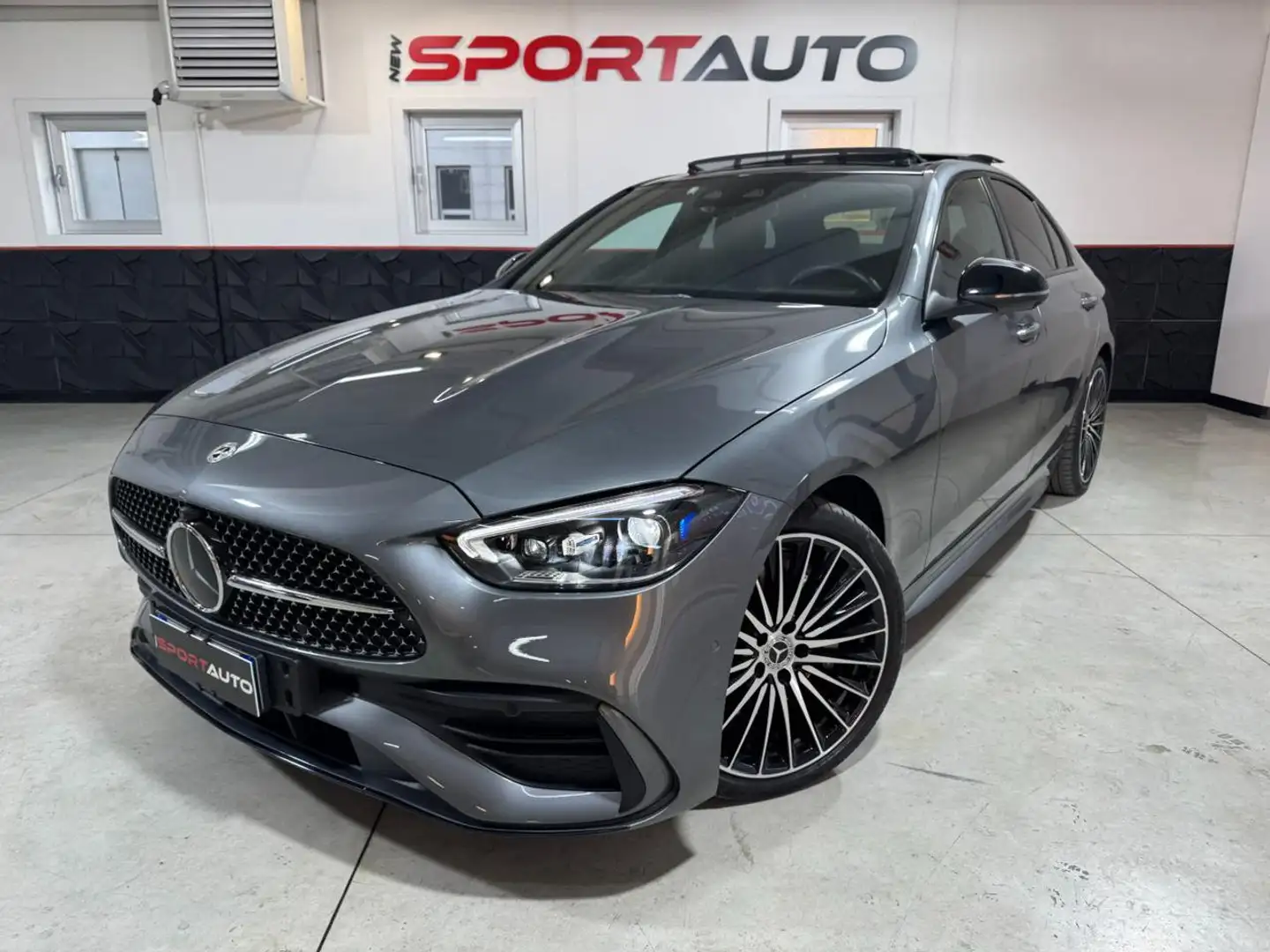 Mercedes-Benz C 300 d Mild hybrid 4Matic AMG Line Premium Plus Grigio - 1