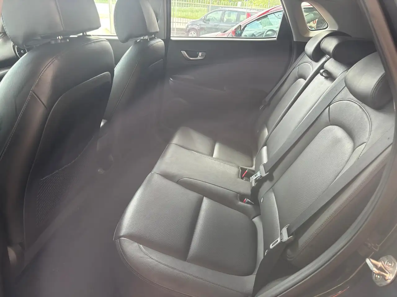 Hyundai KONA HEV 1.6 DCT XClass 8