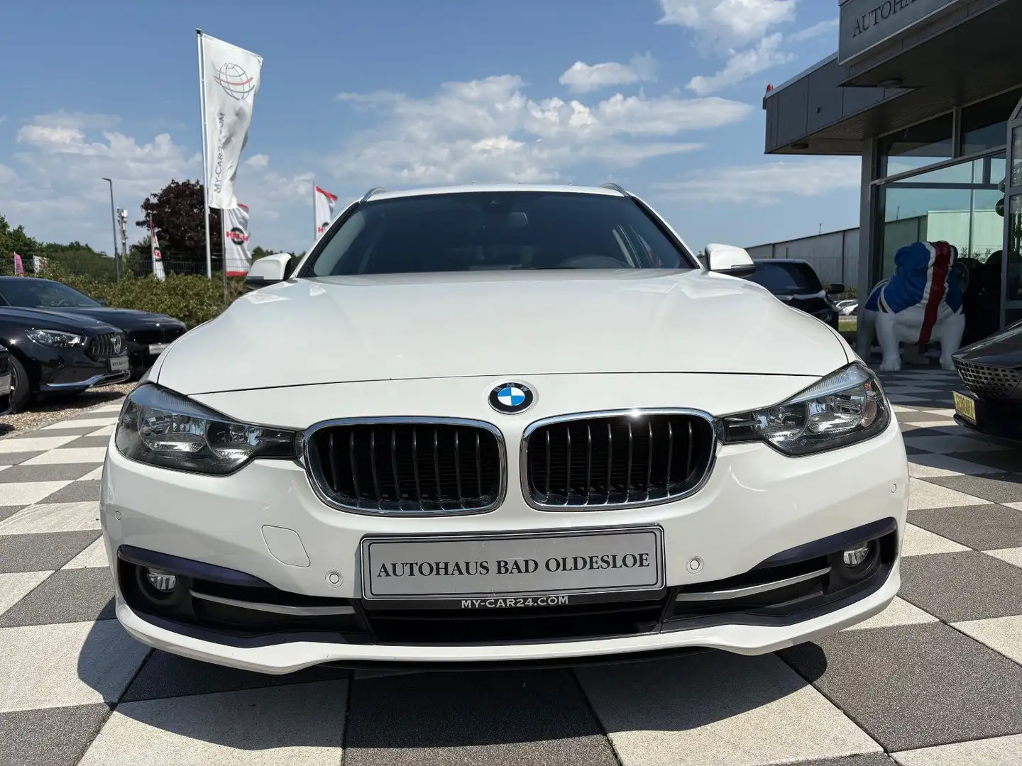 BMW 320 d Sport Line -Automatik -Pano -AHK Blanco - 2