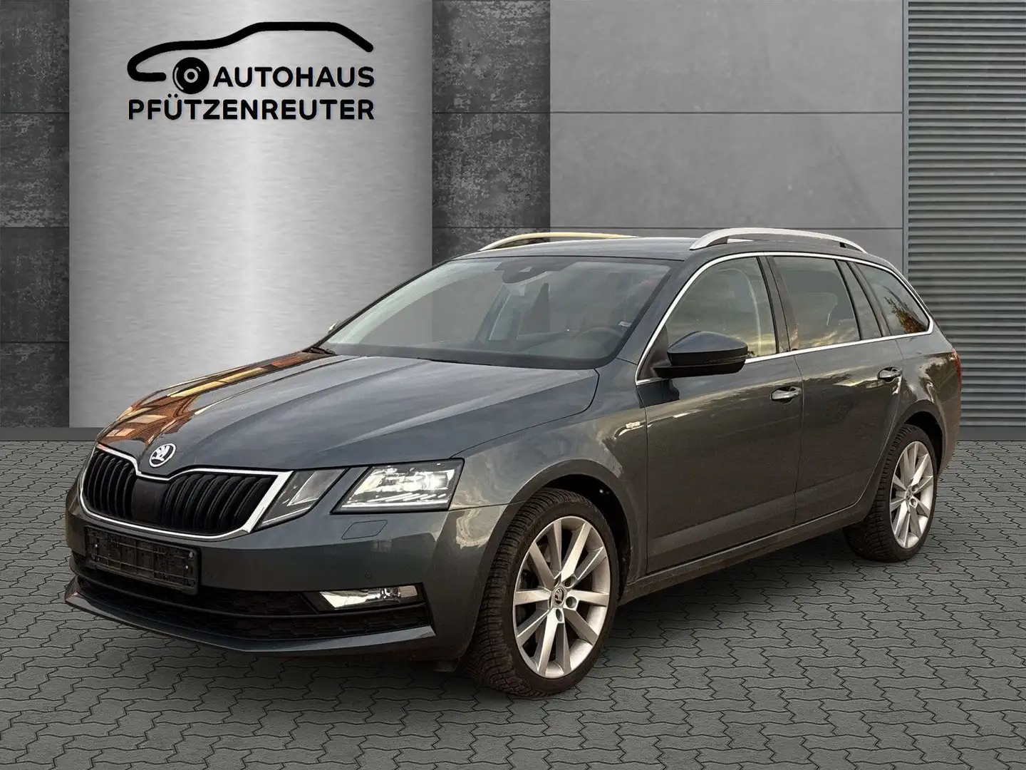 Skoda Octavia Combi Soleil 4x4 Gris - 1