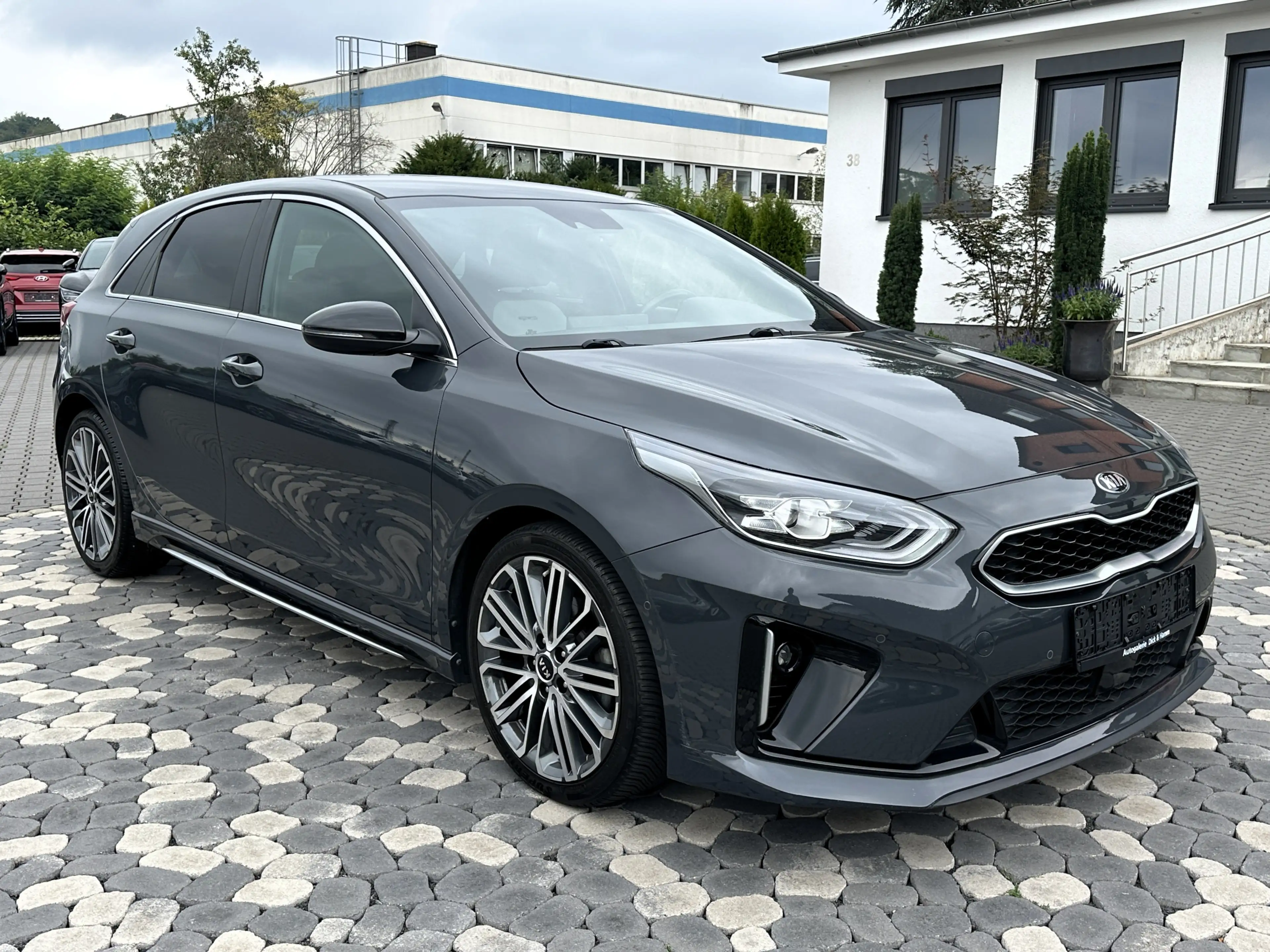 Kia Ceed / cee'd GT Line LED ACC NAV VIRTUA JBL TOTW CAM 18 — photo 2
