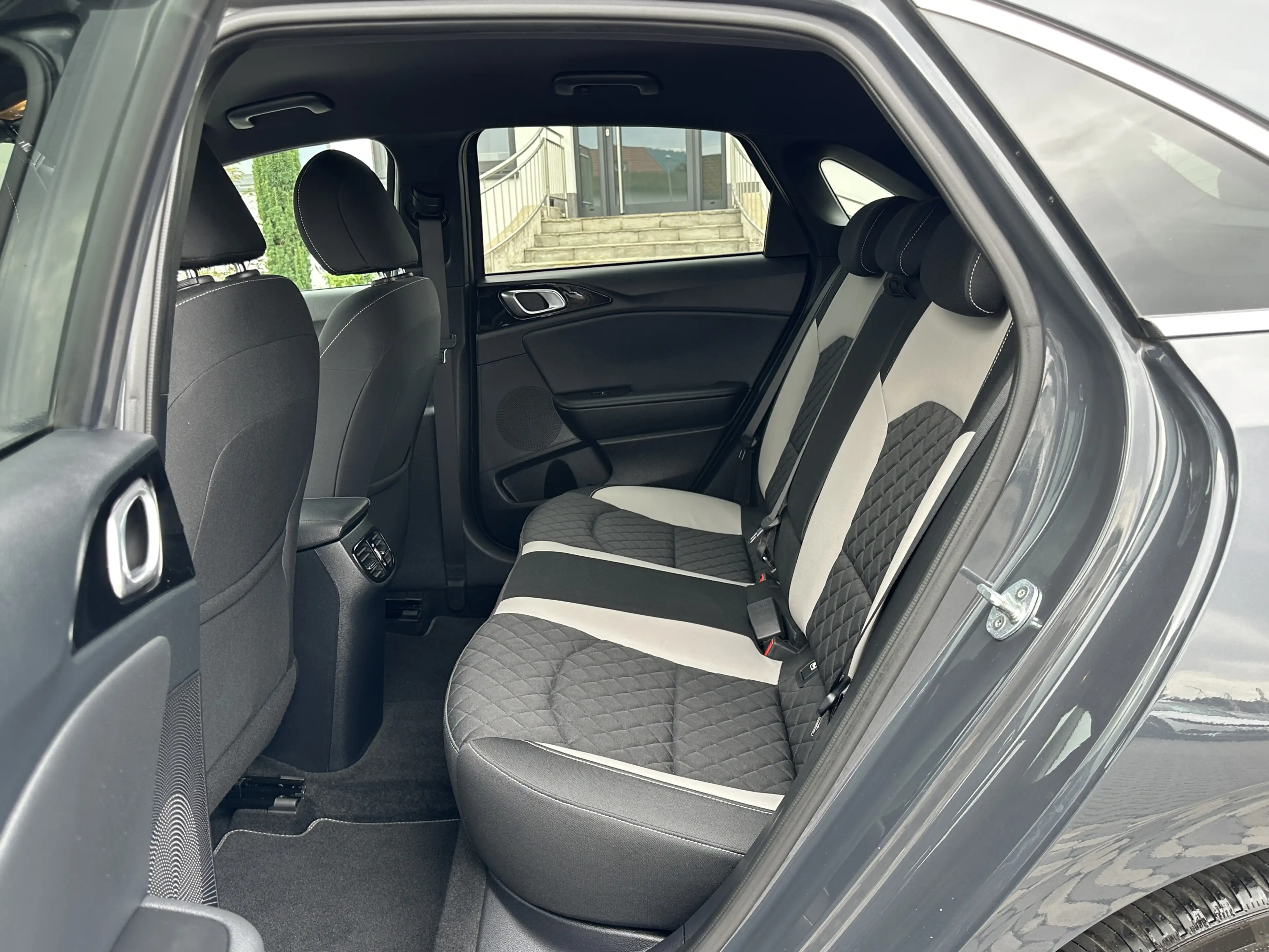 Kia Ceed / cee'd GT Line LED ACC NAV VIRTUA JBL TOTW CAM 18 — photo 12