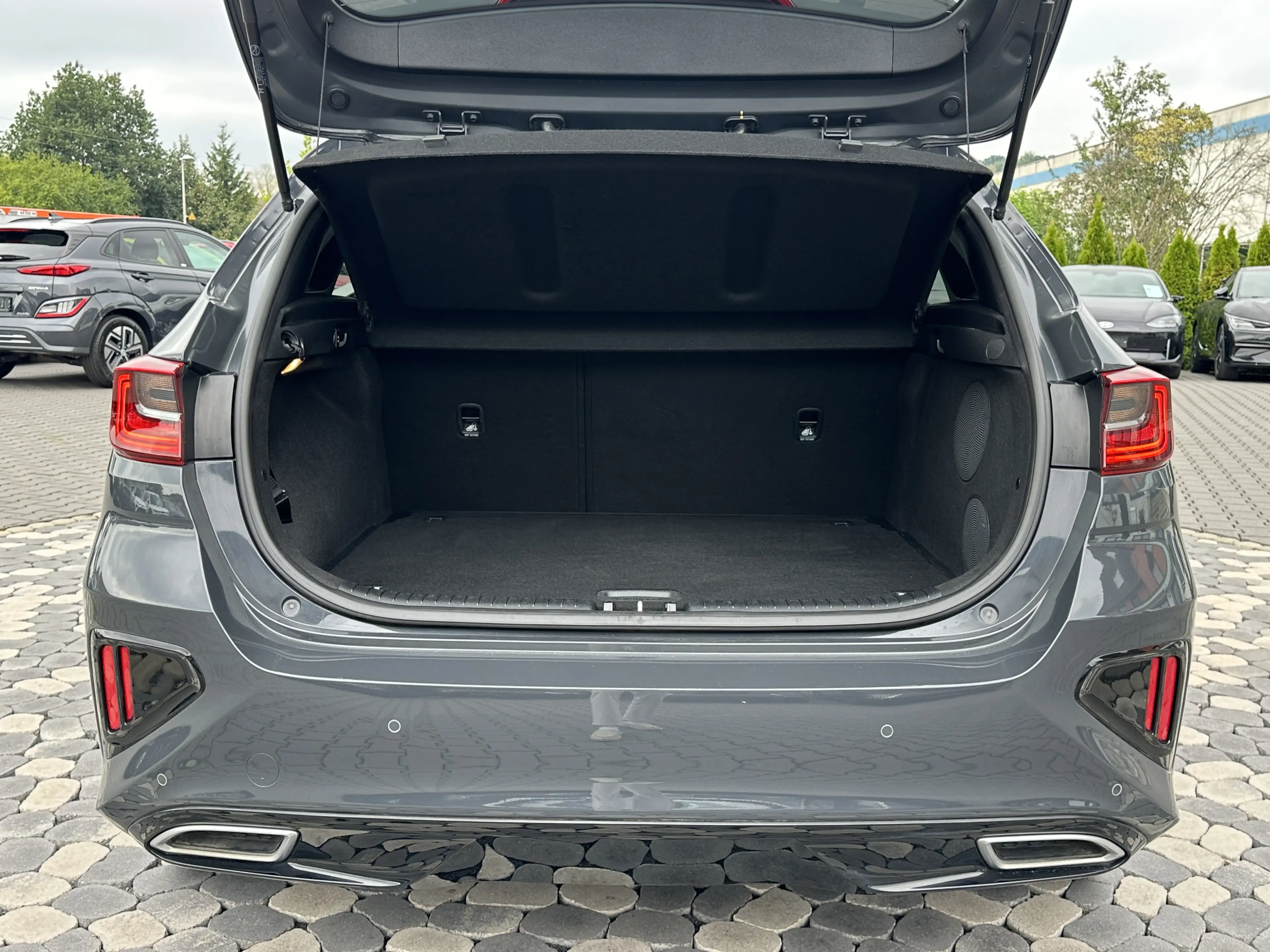 Kia Ceed / cee'd GT Line LED ACC NAV VIRTUA JBL TOTW CAM 18 — photo 25