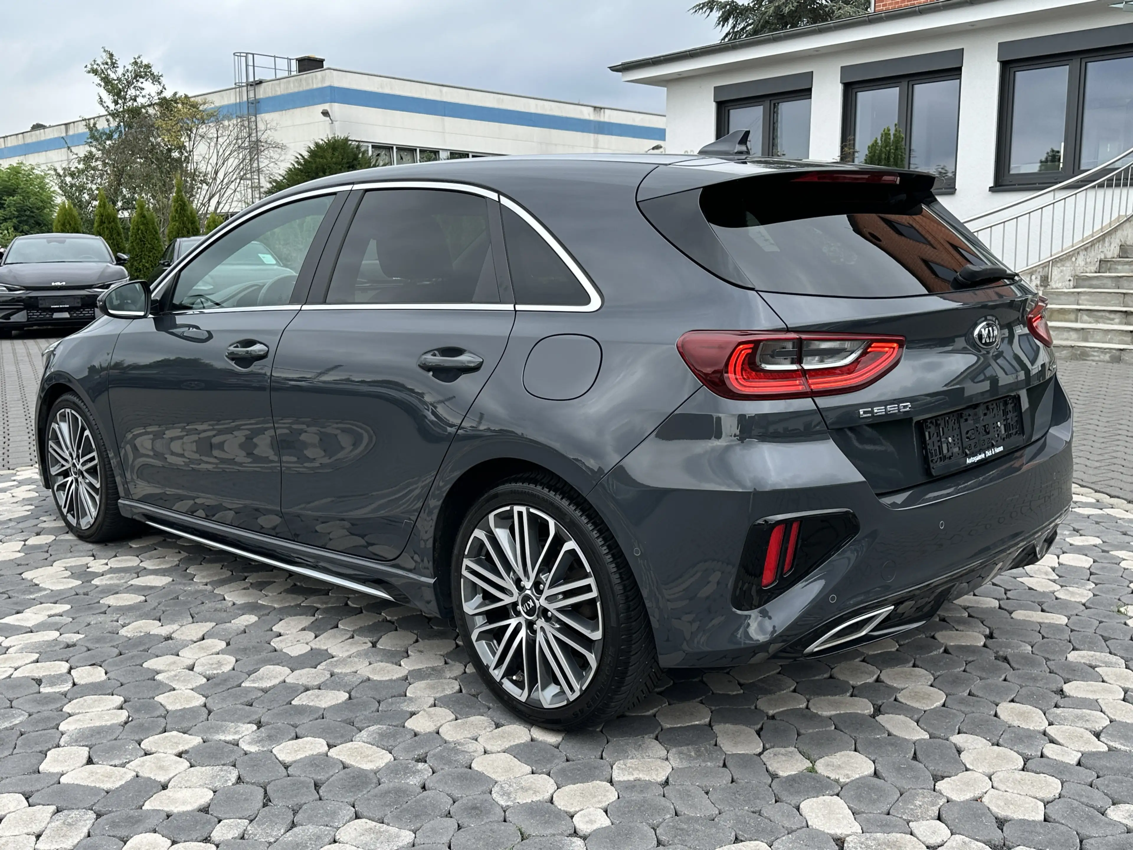 Kia Ceed / cee'd GT Line LED ACC NAV VIRTUA JBL TOTW CAM 18 — photo 6