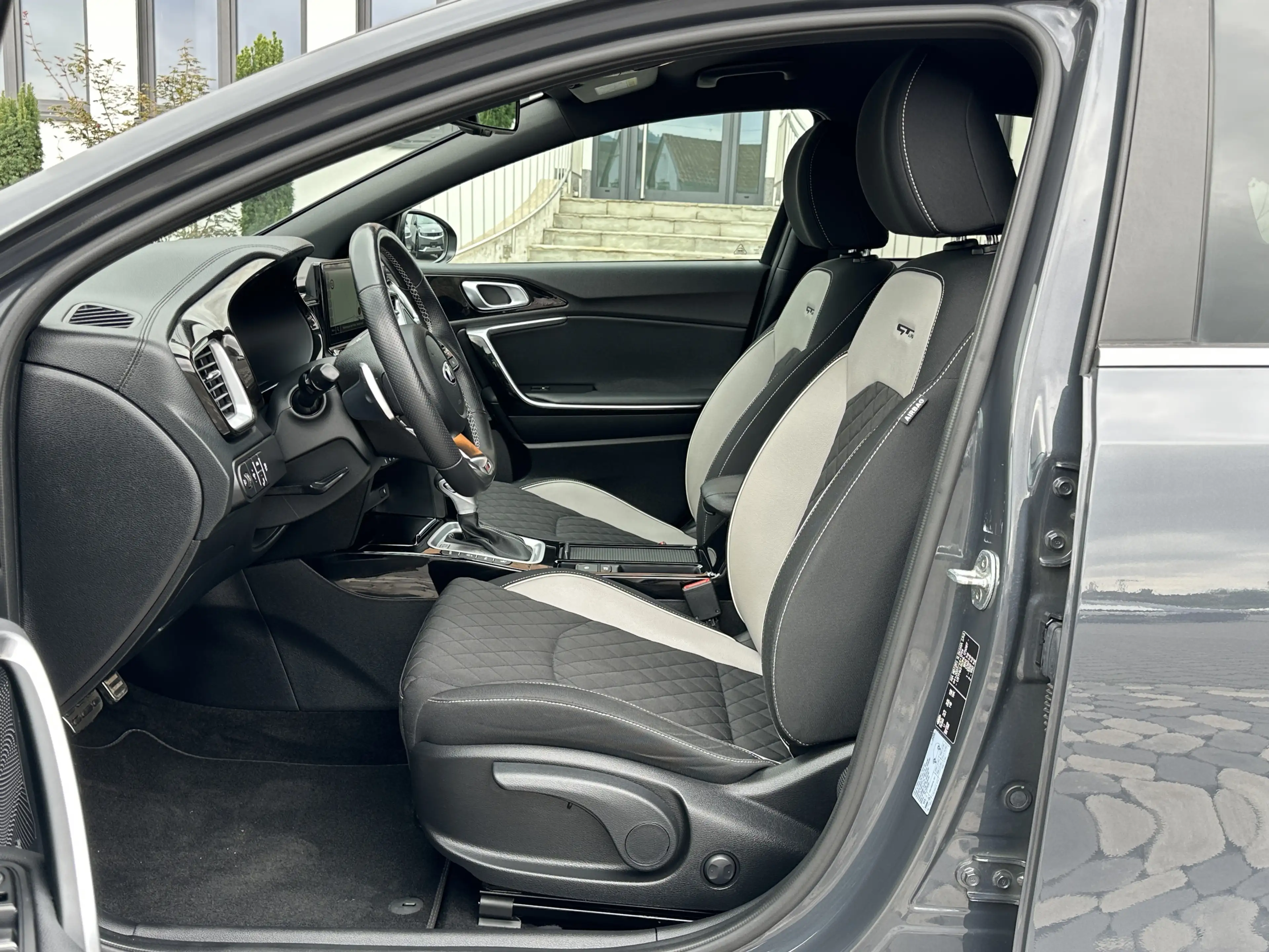 Kia Ceed / cee'd GT Line LED ACC NAV VIRTUA JBL TOTW CAM 18 — photo 13