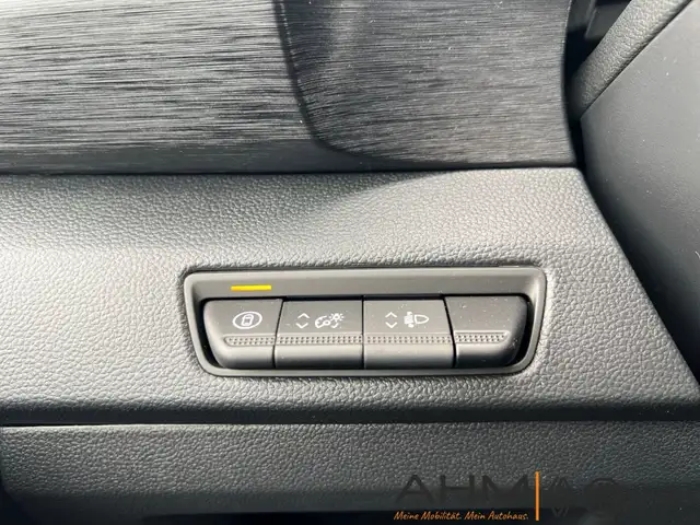 Renault Trafic view 22