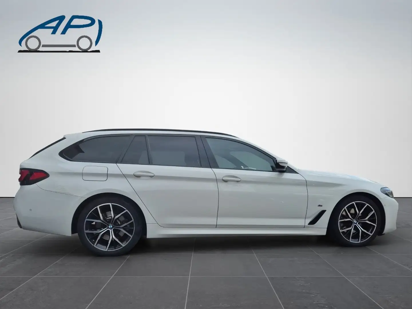 BMW 520 d xDrive M Sport/Leder/Head-up/Laser/AHK/19" Blanc - 2