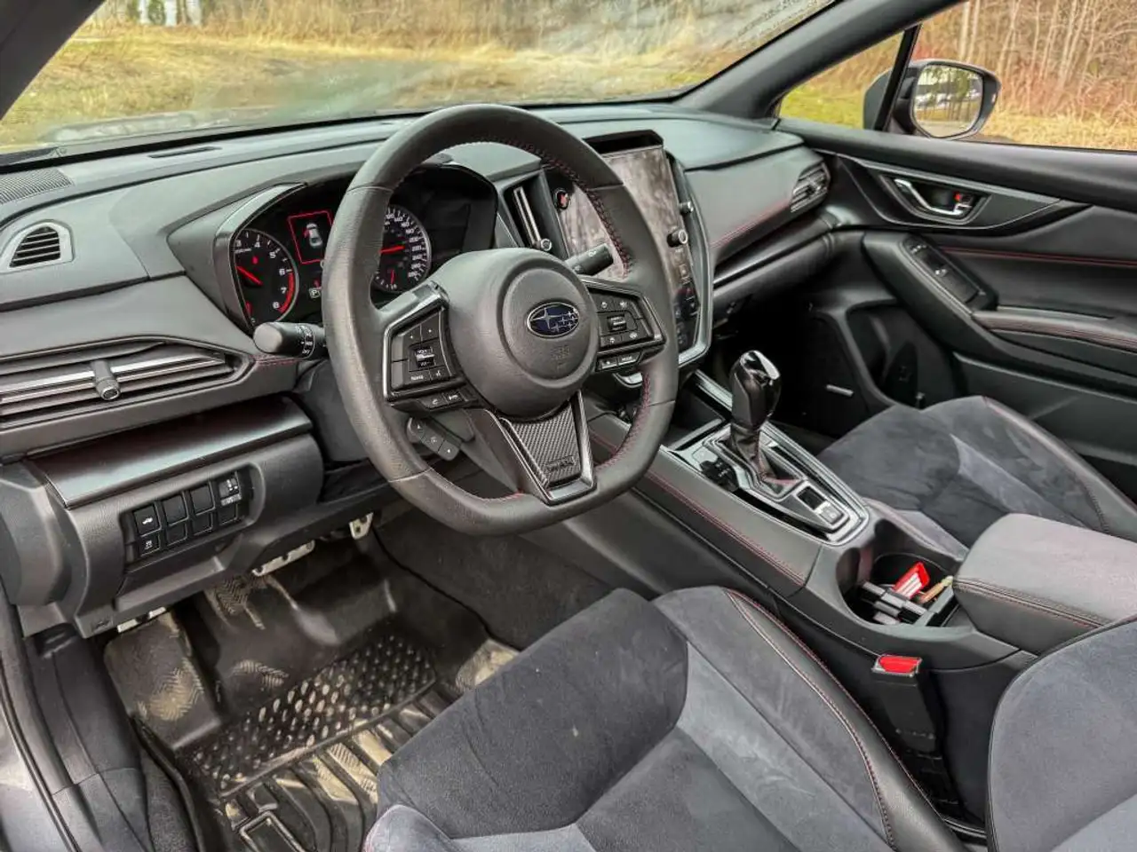 Subaru WRX снимка Subaru WRX