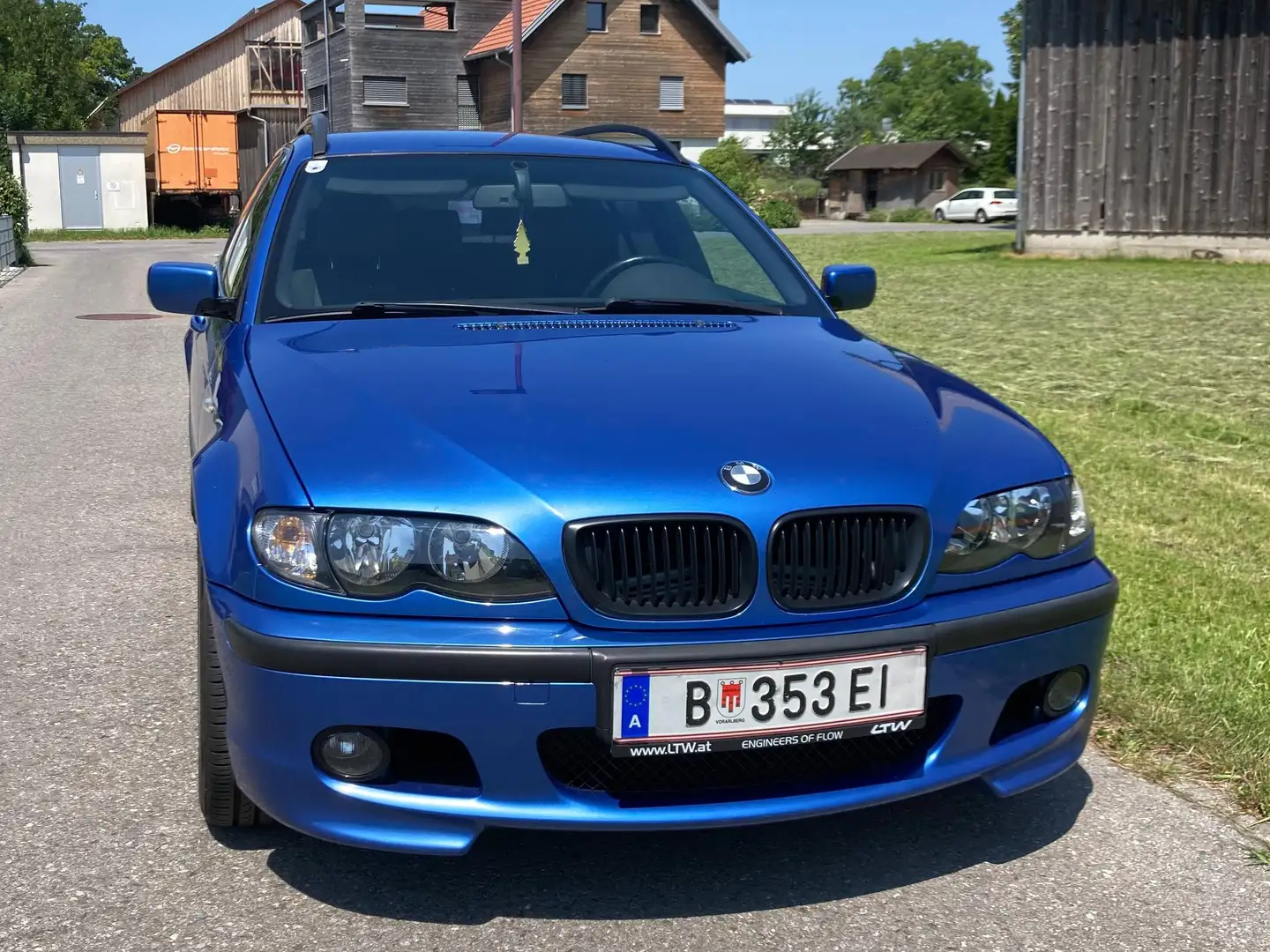 BMW 318 BMW "Edition 33" limitiertes Sondermodell / Sammler Blau - 1