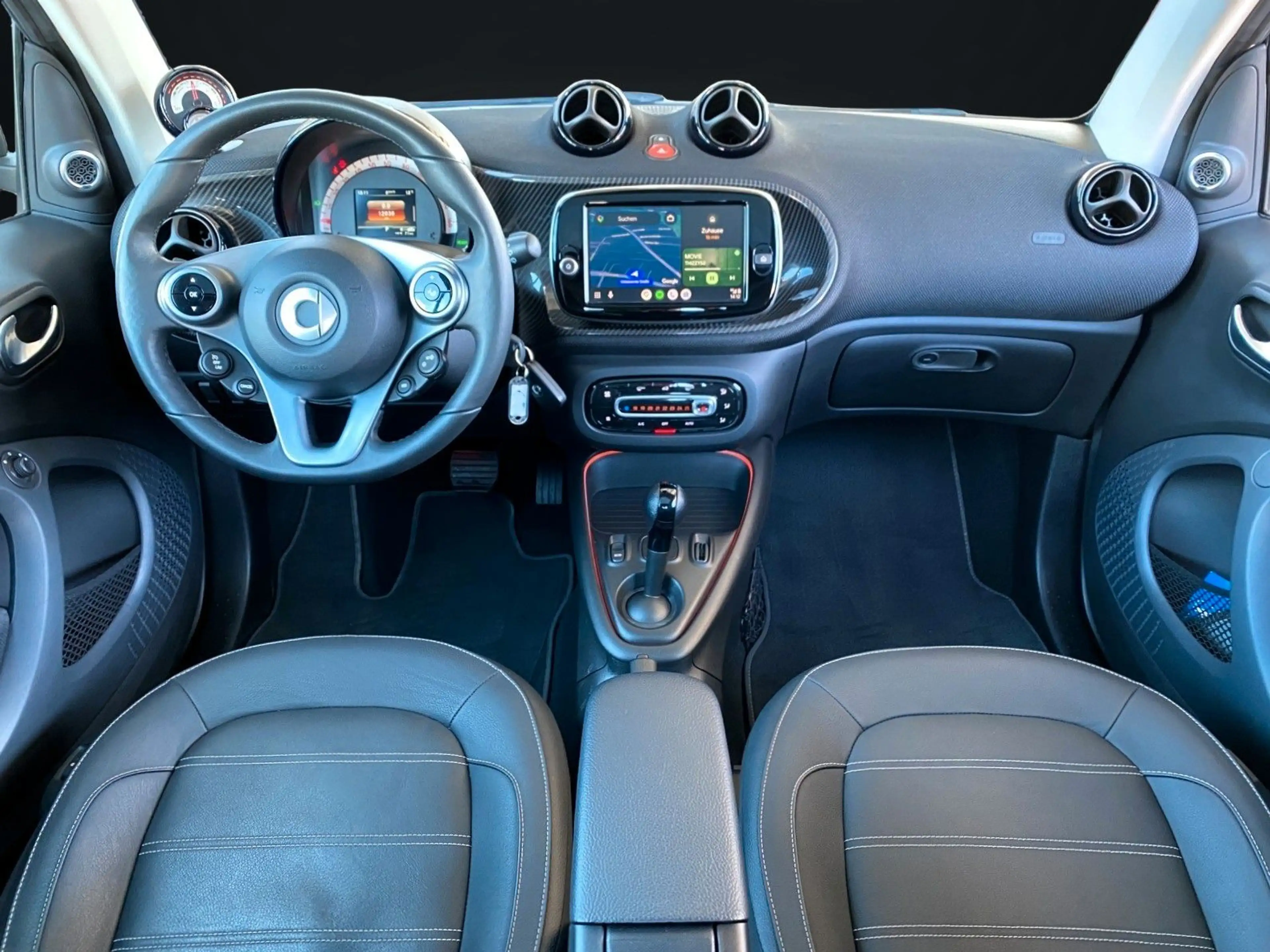 smart forTwo COUPE EQ NAVI-KAMERA-PANORAMA-LED-JBL — photo 9