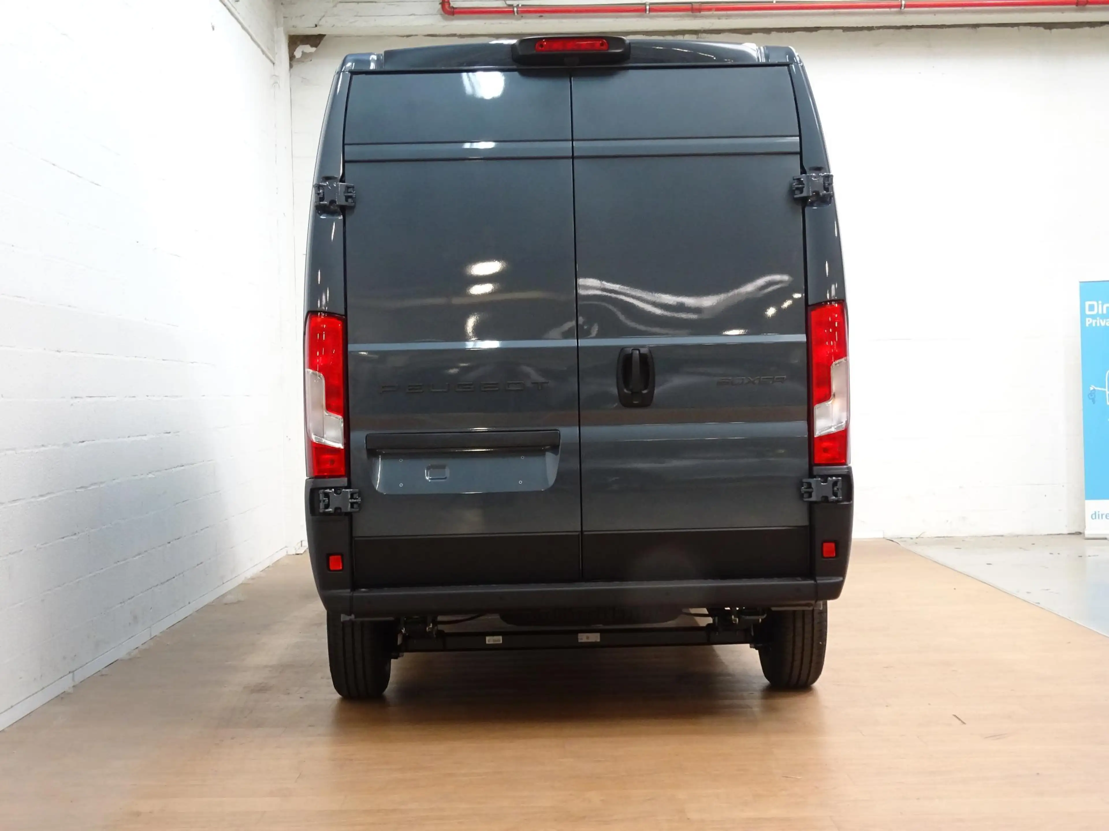 Peugeot Boxer 2.2 BlueHDi S&S 180 335 L3H2 Auto Heavy — photo 6