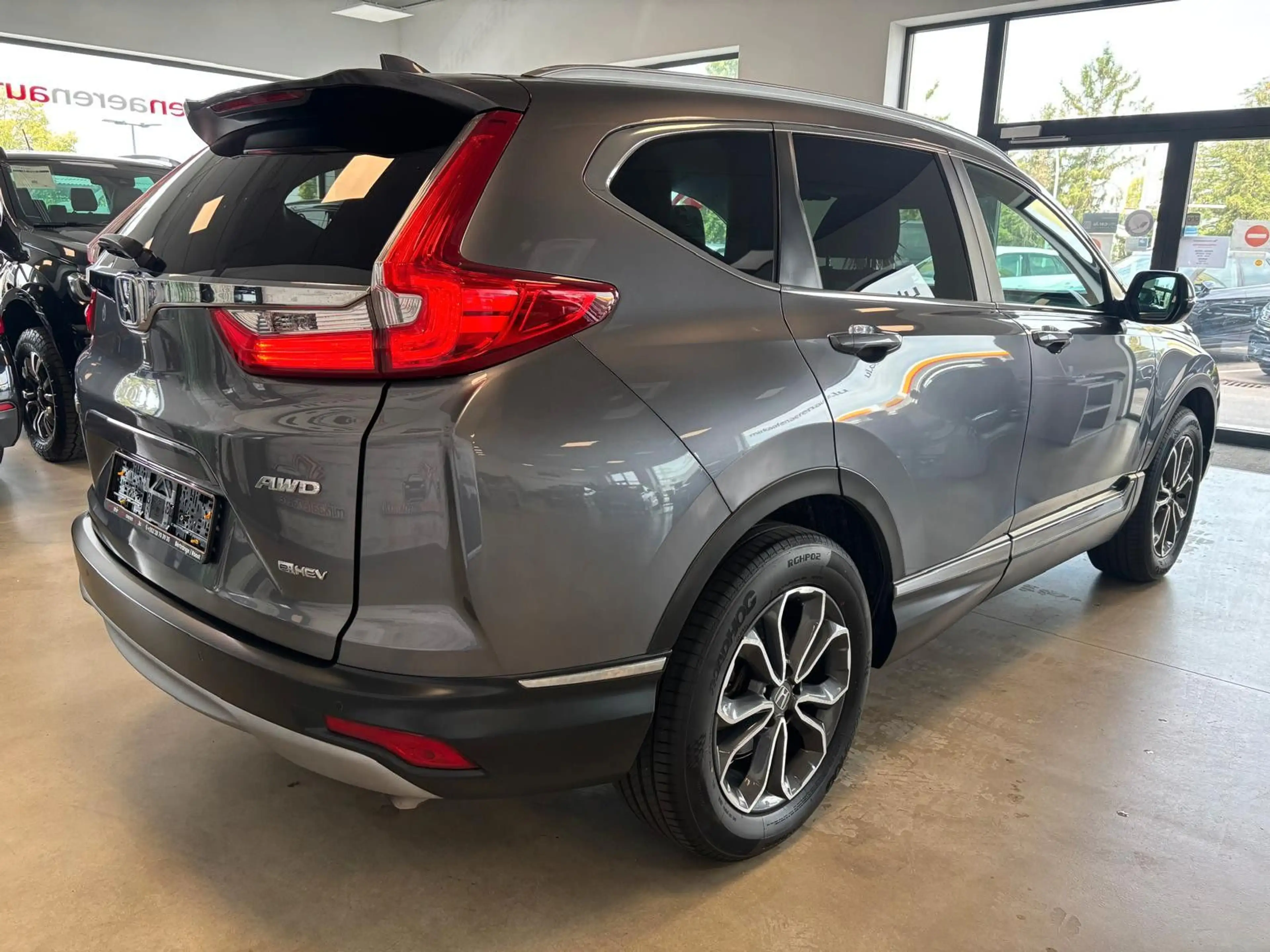 Honda CR-V 2.0 i-MMD HYBRID 4WD Lifestyle — photo 5