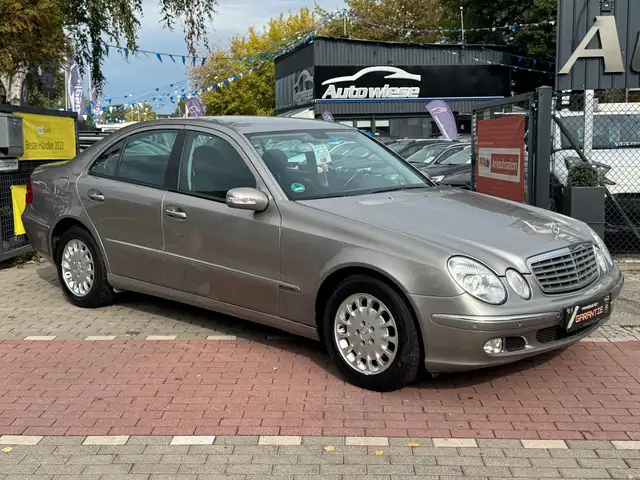 Mercedes-Benz E 240 E240 Lim*Elegance*Aut*Klima*Temp*SHZ*TÜV NEU