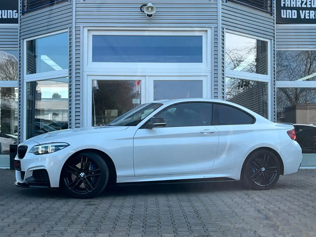 BMW 240