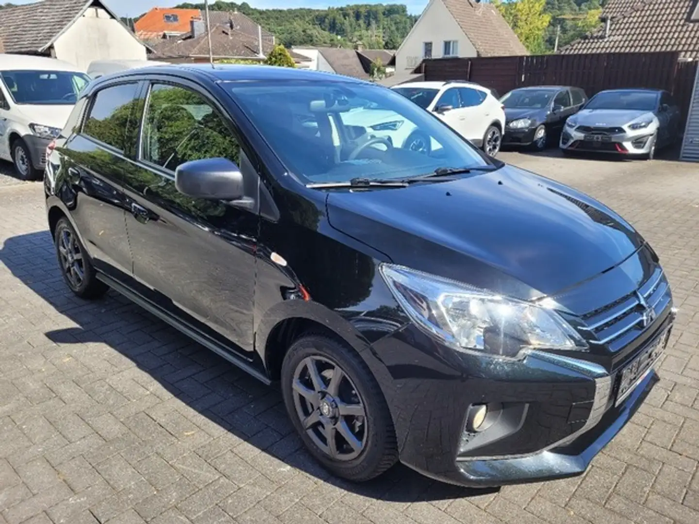 Mitsubishi Space Star KLIMA Schwarz - 1