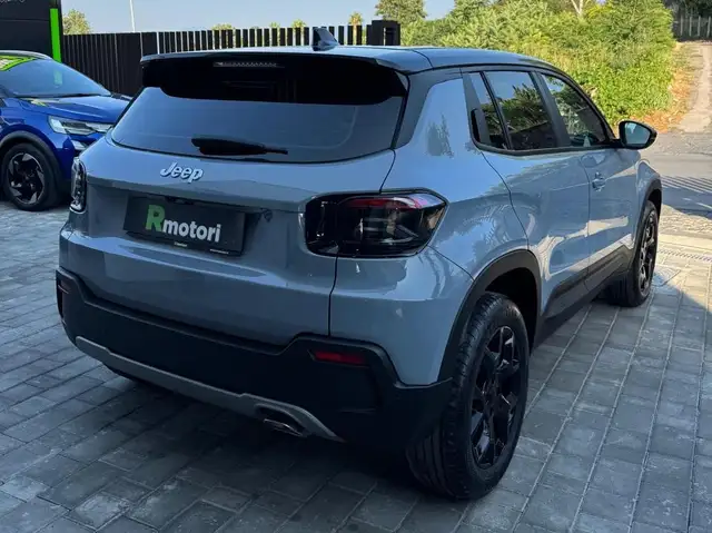 Jeep Avenger view 14