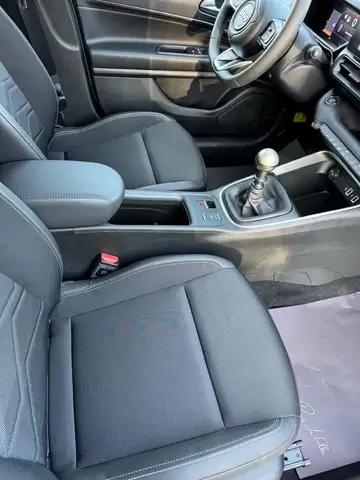 Jeep Avenger view 9