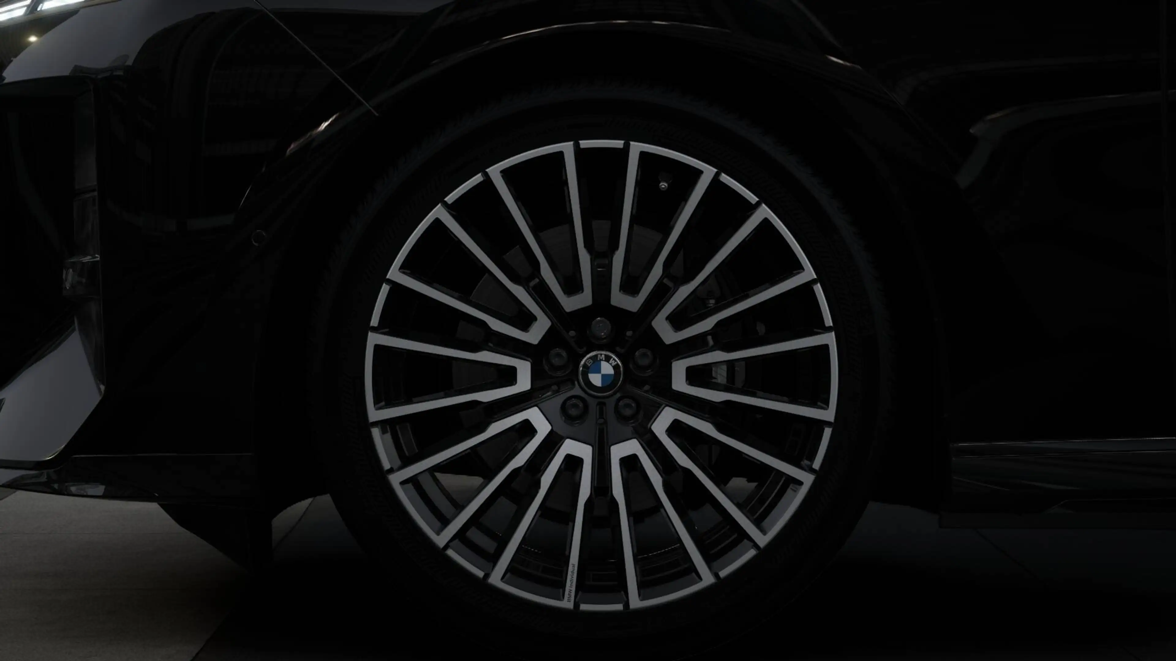 BMW i7 50 xDrive — photo 7