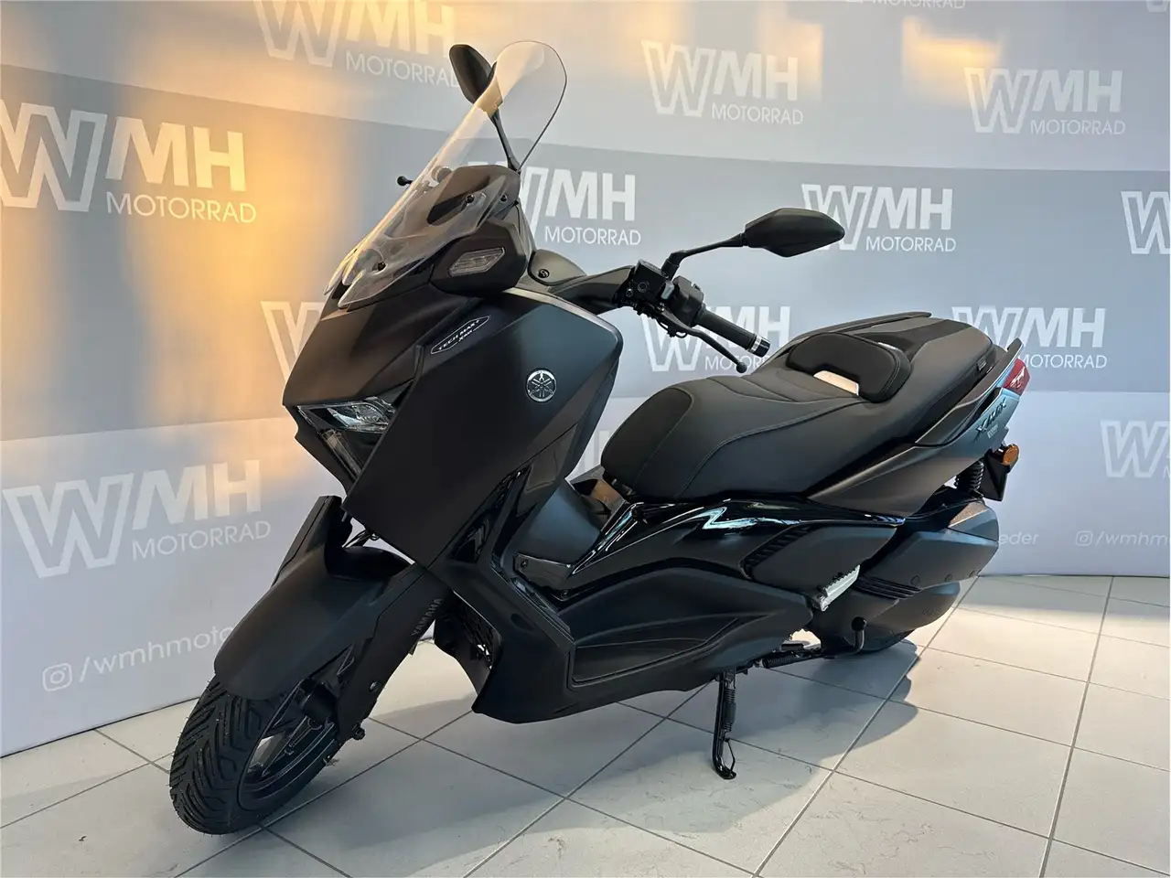 Yamaha X-Max 300