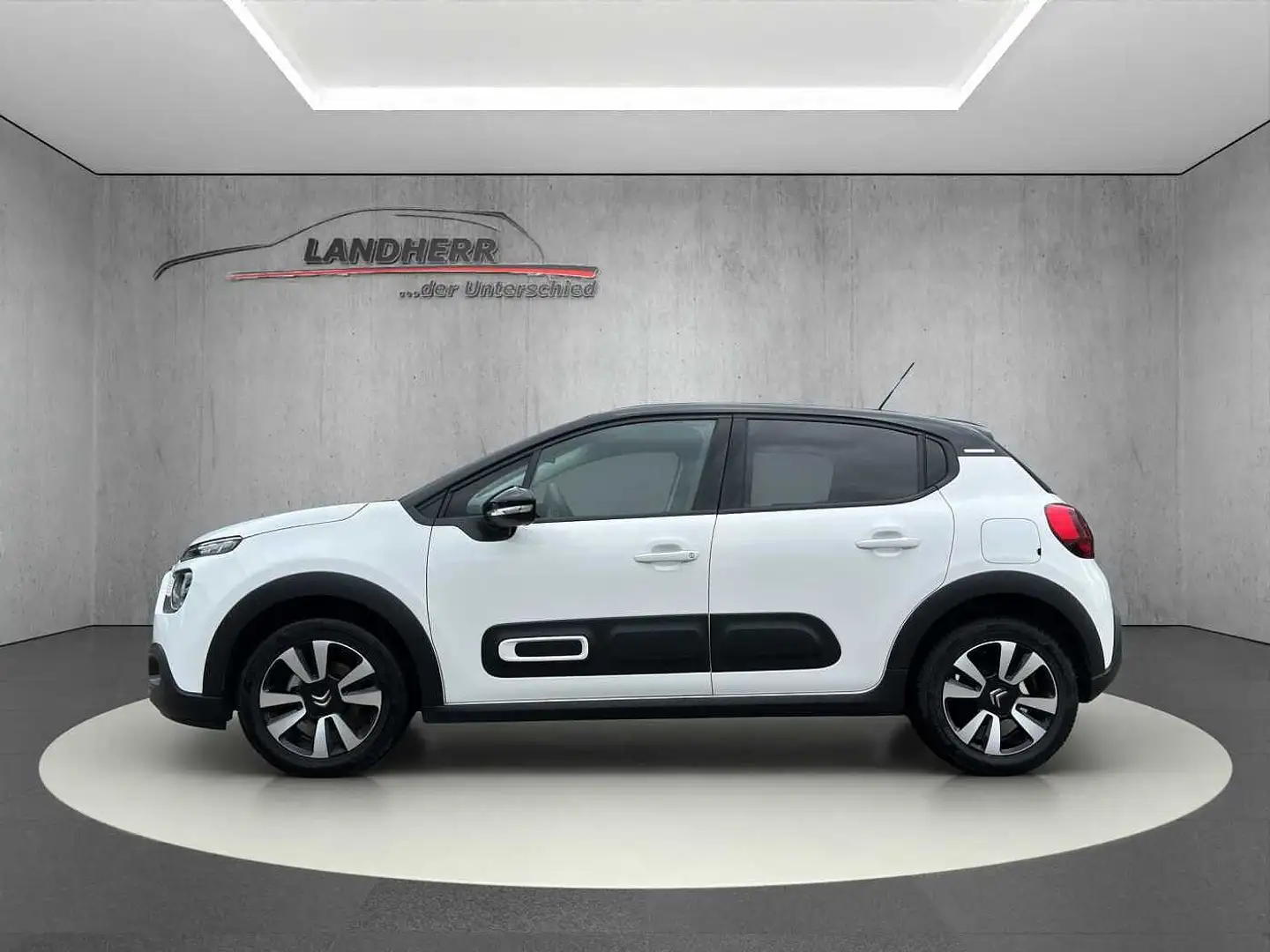 Citroen C3 1.2 PureTech Max *SHZ*KLIMA*PDC*NAVI* Weiß - 2