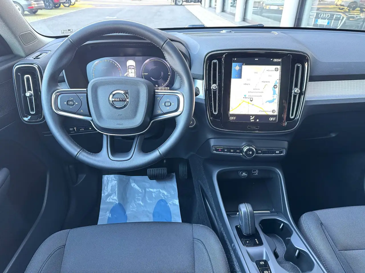 Volvo XC40 — photo 8 sur 14
