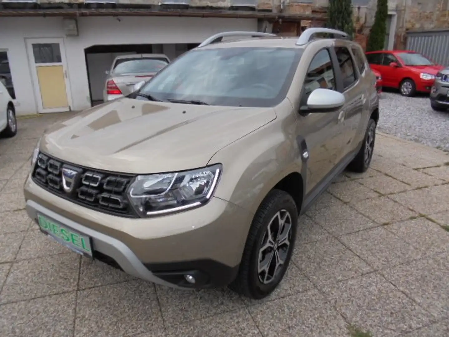Dacia Duster Duster dCi 110 S  -- 29000 km Коричневый - 1