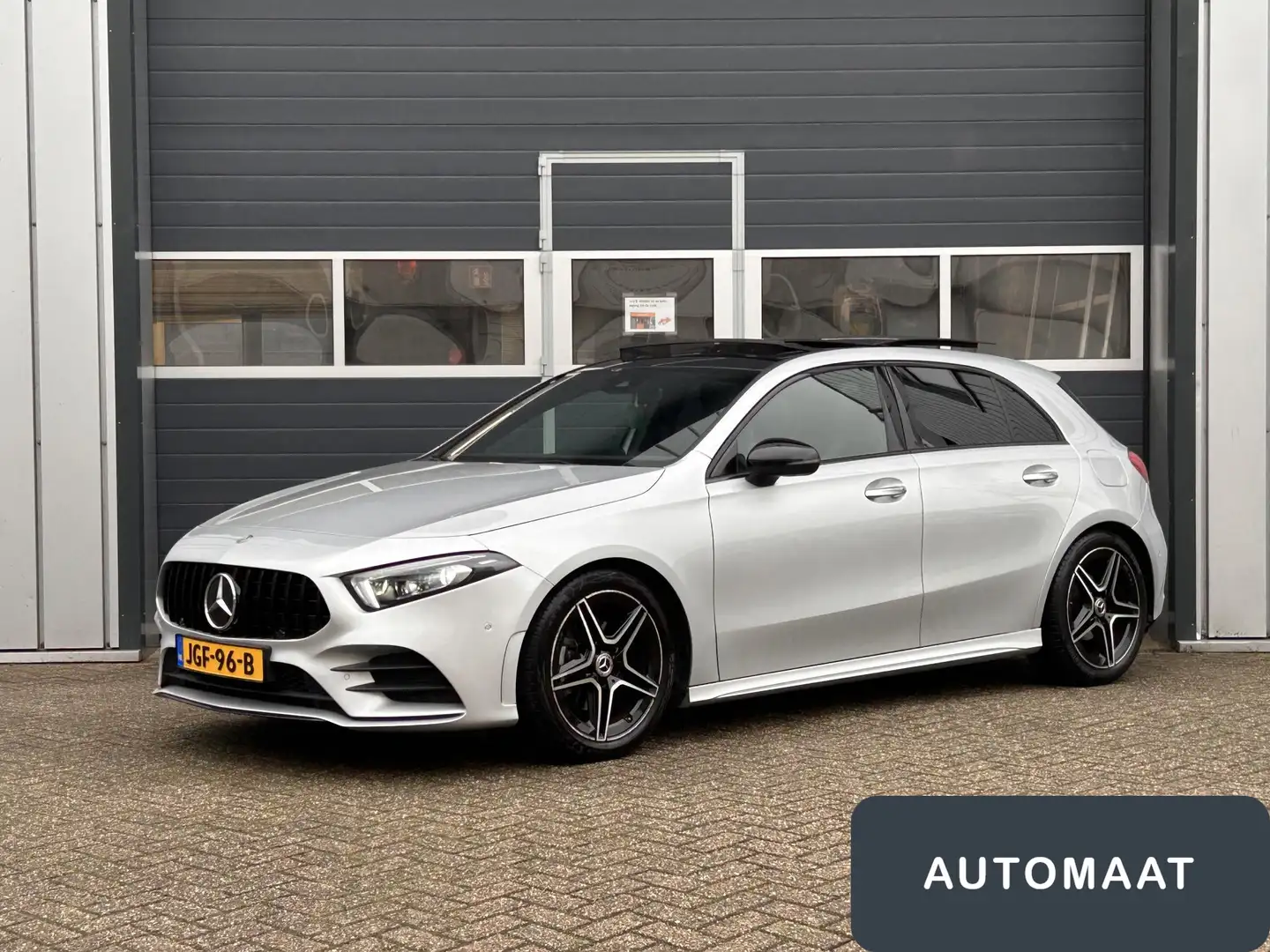 Mercedes-Benz A 180 Business Solution AMG | Pano | Sfeer | Stoel met g Grijs - 2