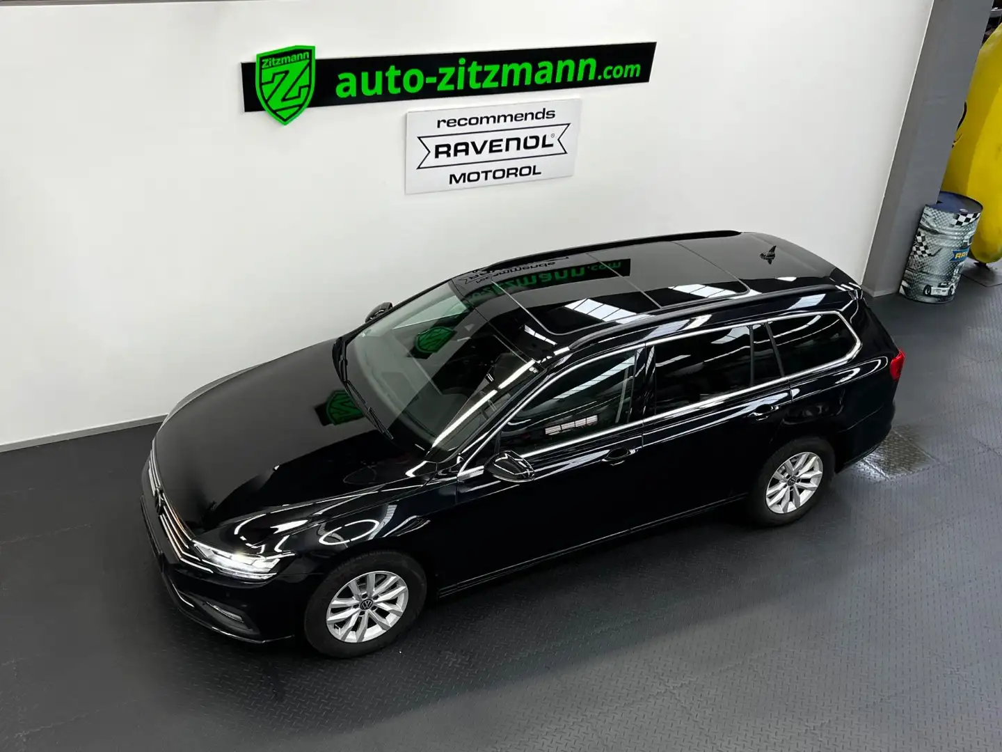 Volkswagen Passat Variant *PANO*CAM*ACC*MASSAGE*NAVI*SR+WR* Schwarz - 1