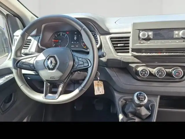 Renault Trafic view 15