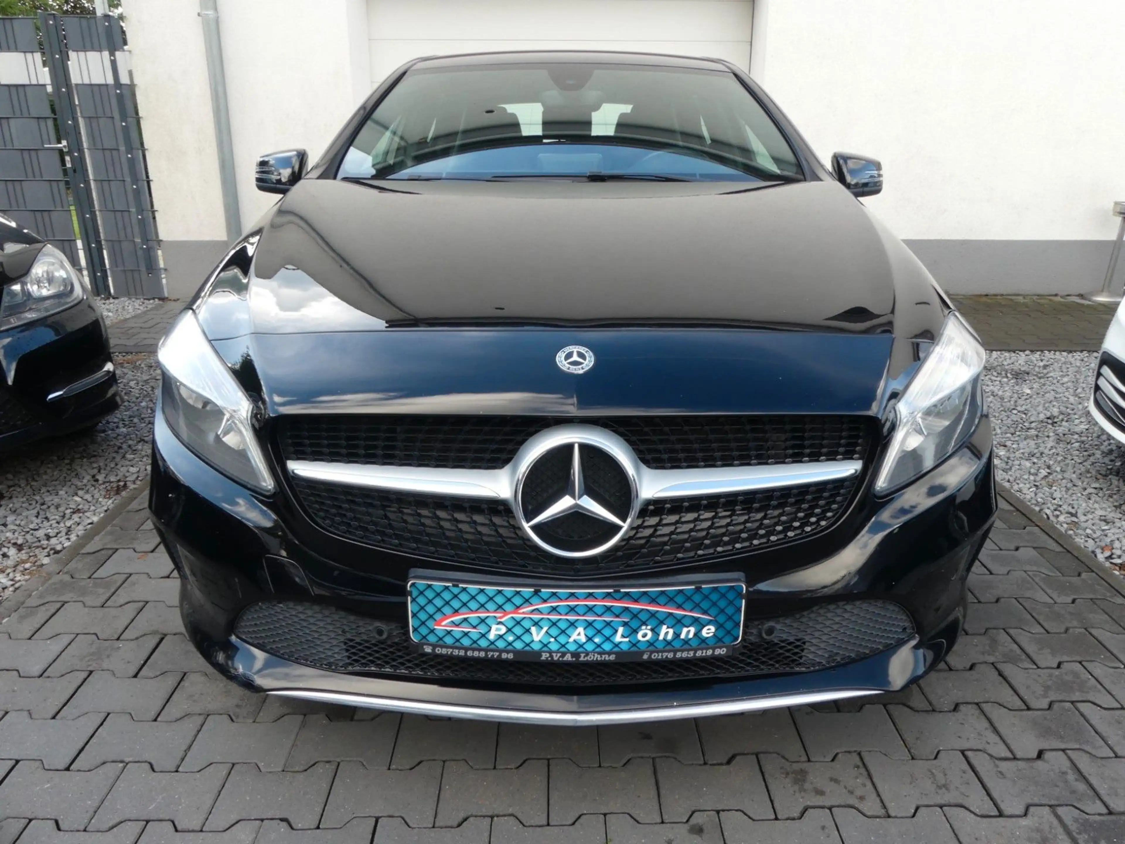 Mercedes-Benz A 200 A200d Automatik | Navi | Leder | SHZ | PDC — photo 3