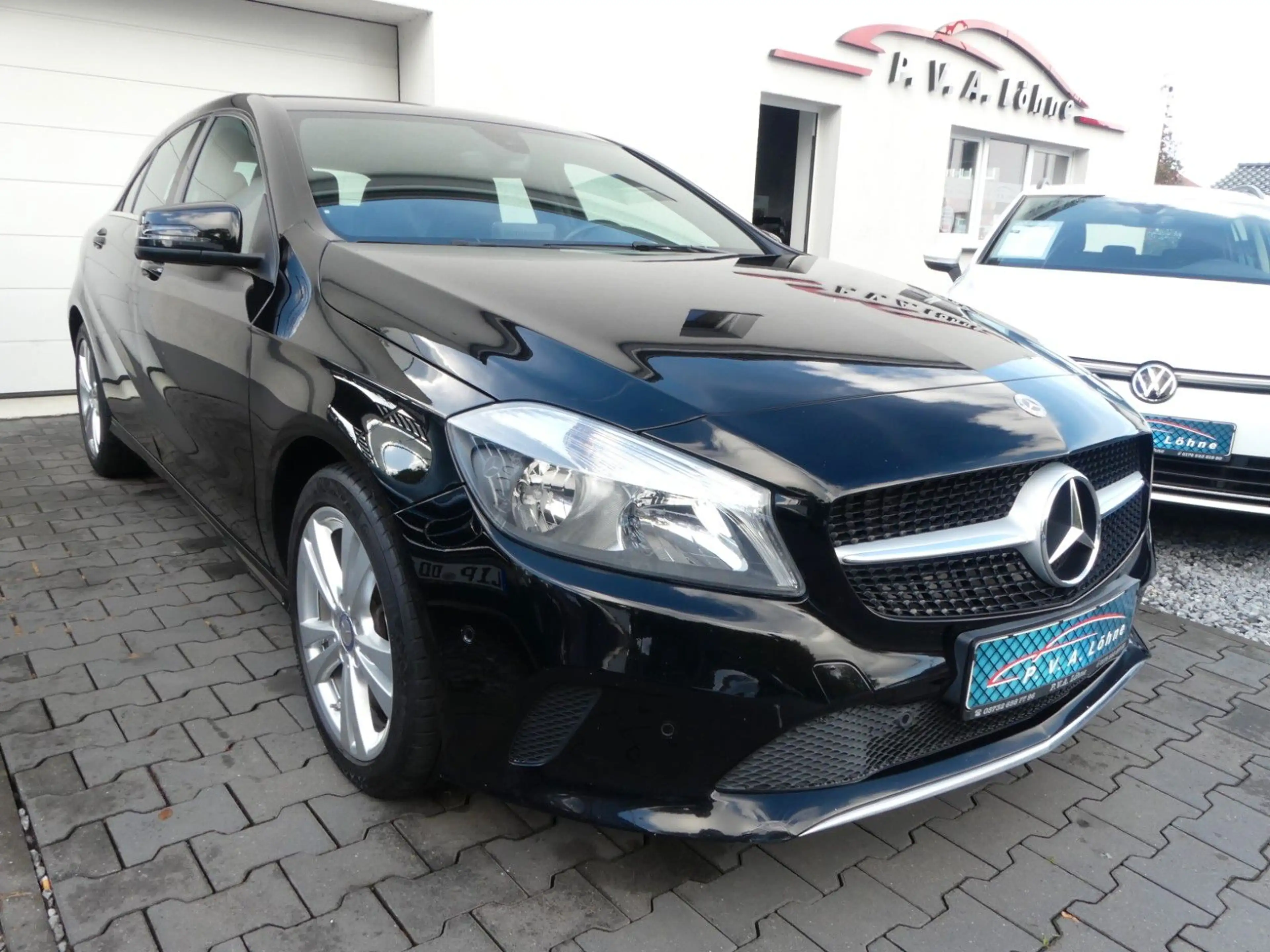 Mercedes-Benz A 200 A200d Automatik | Navi | Leder | SHZ | PDC
