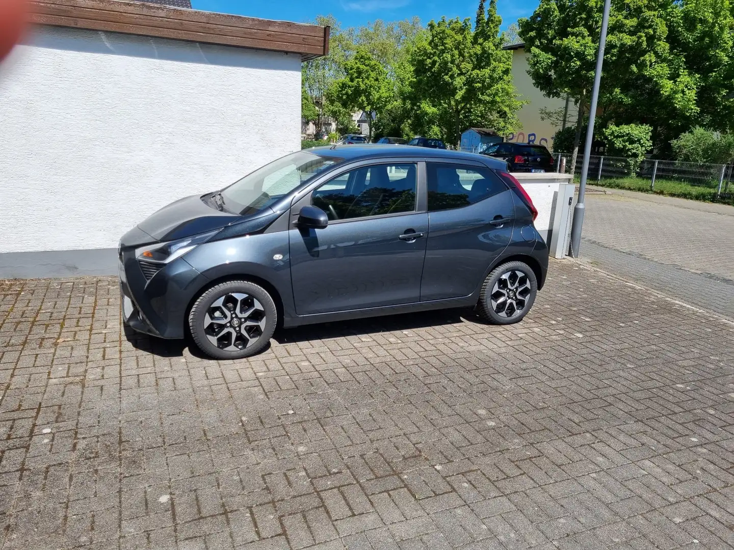 Toyota Aygo Aygo x-play club Szary - 1